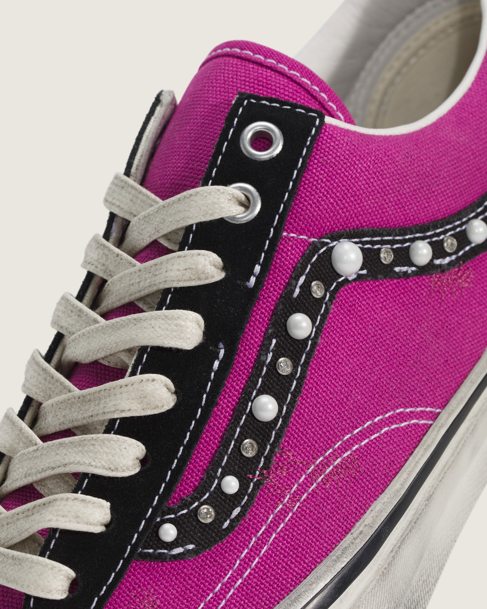 Premium Old Skool 36 Shoe VANS Fuchsia Red ALT7