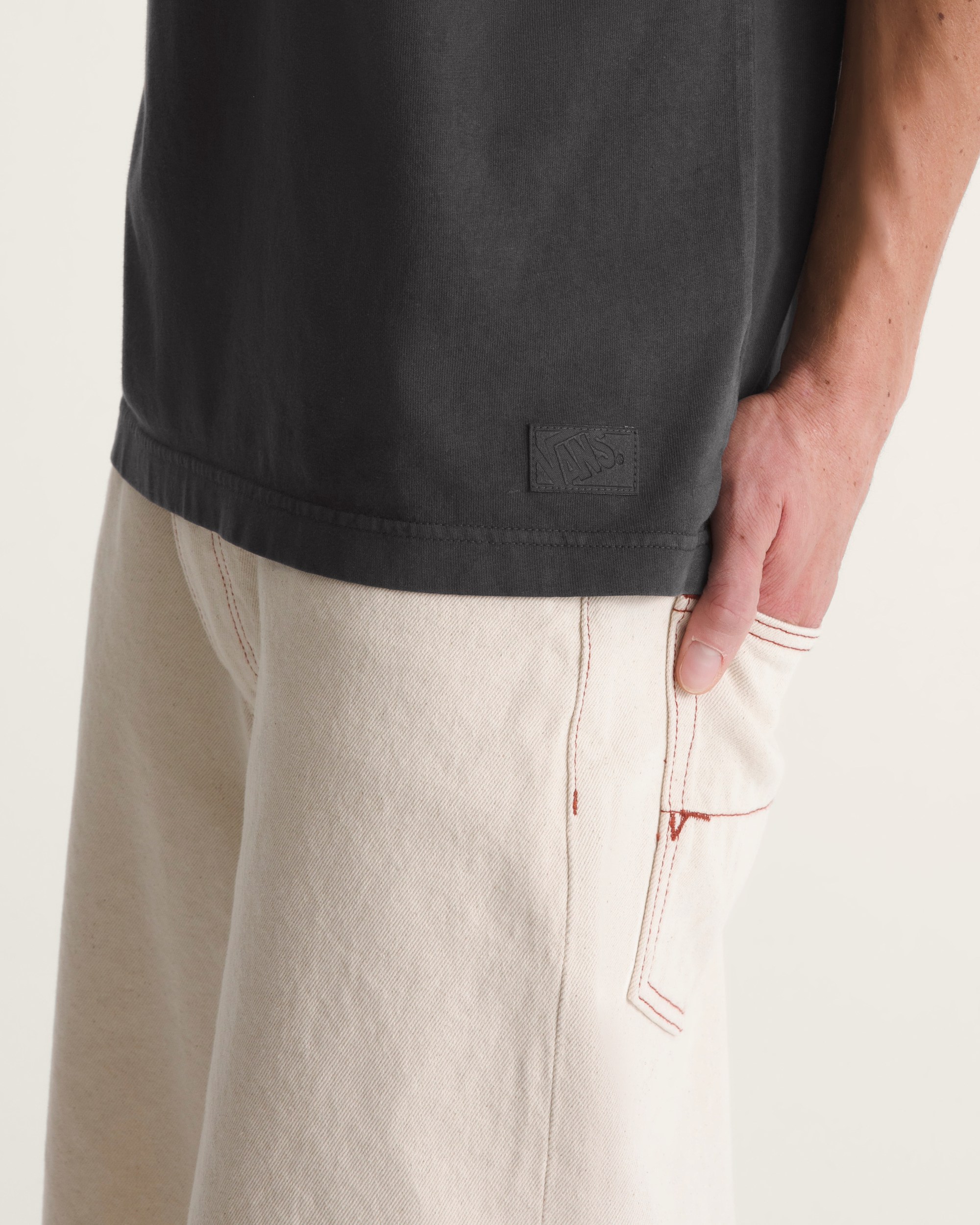 Premium Loose Fit TShirt VANS Faded Black ALT4