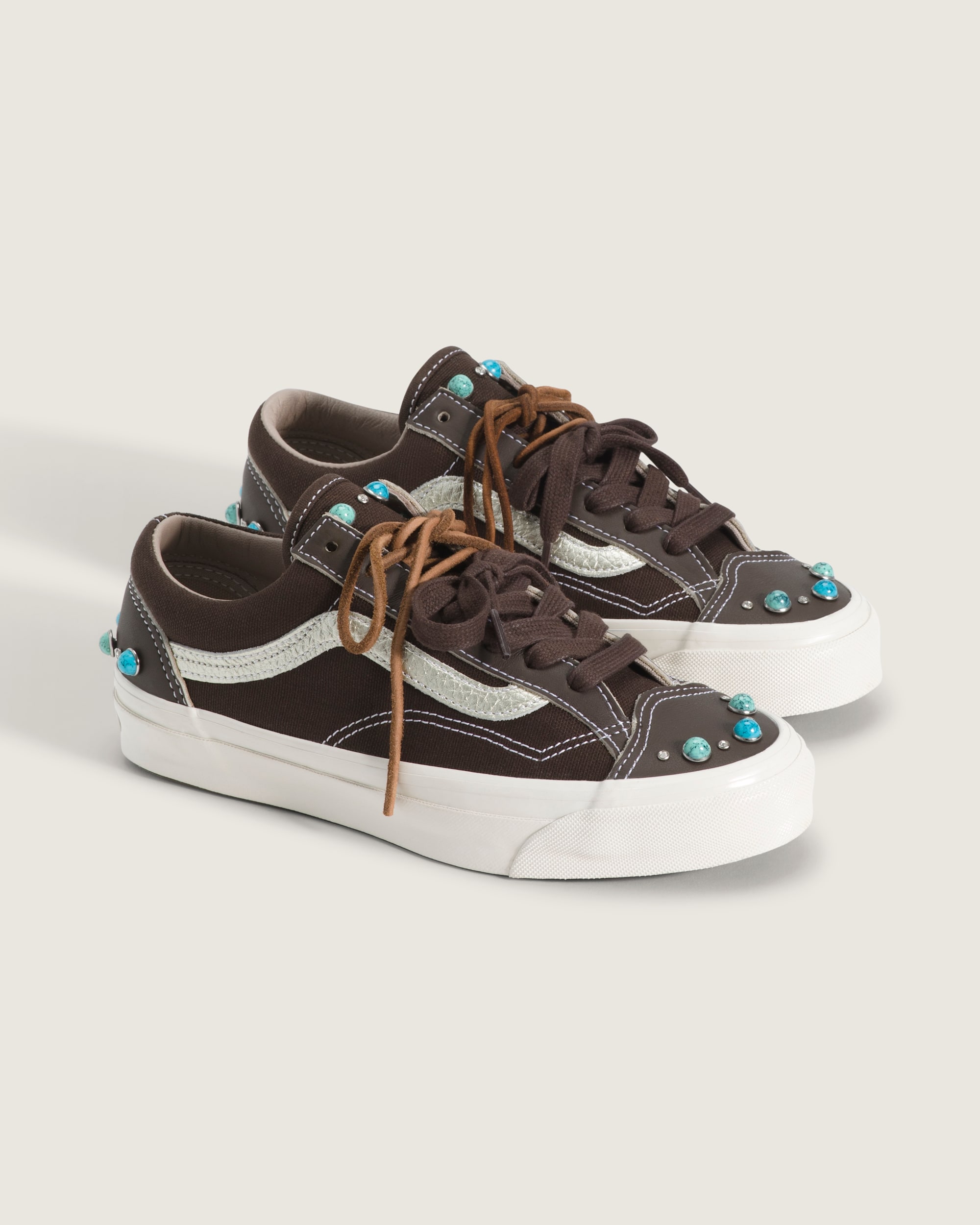 Premium Old Skool 36 Shoe VANS Mushroom Brown ALT1