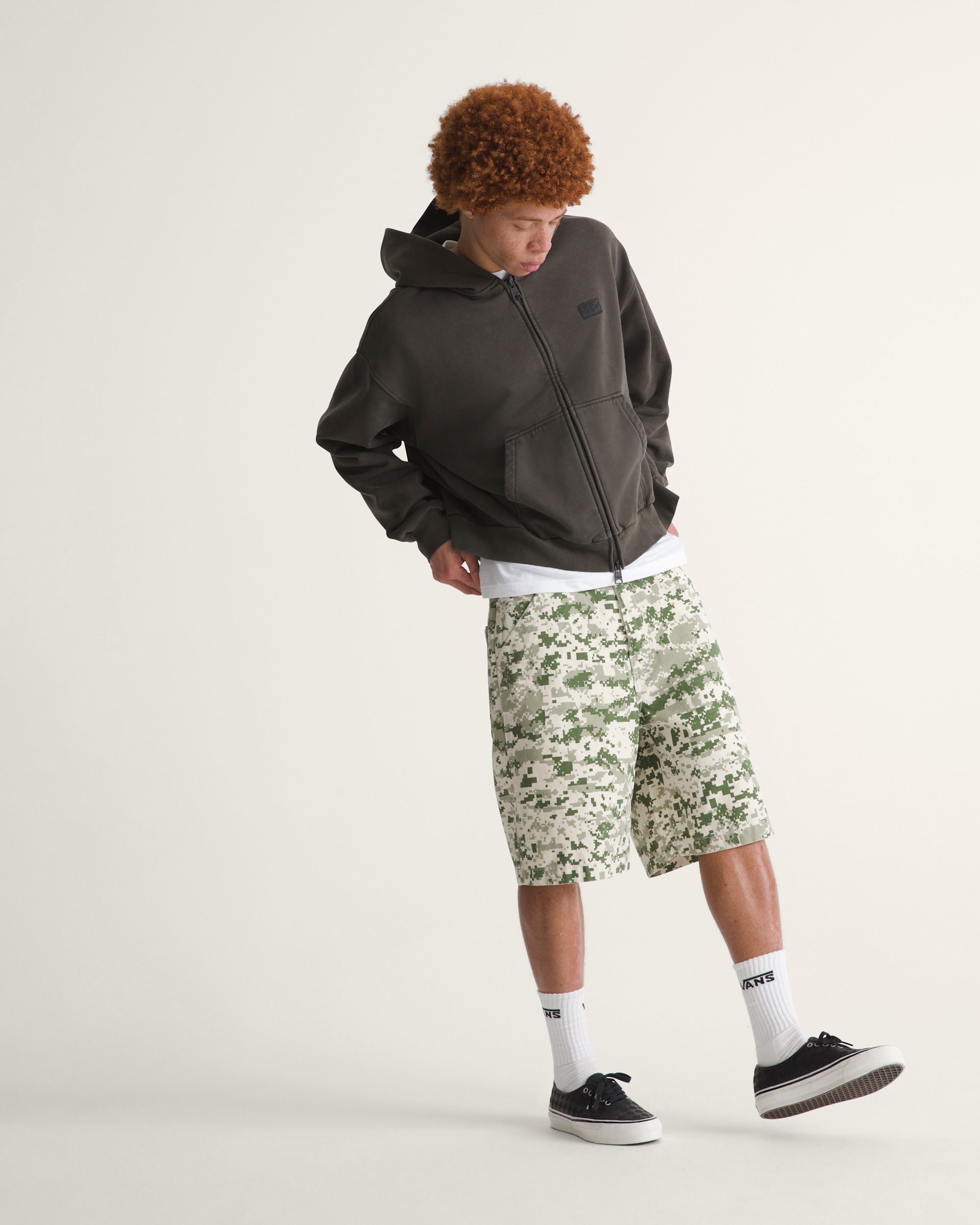 Premium Check5 Baggy Canvas Short VANS Digi Camo Green ALT3