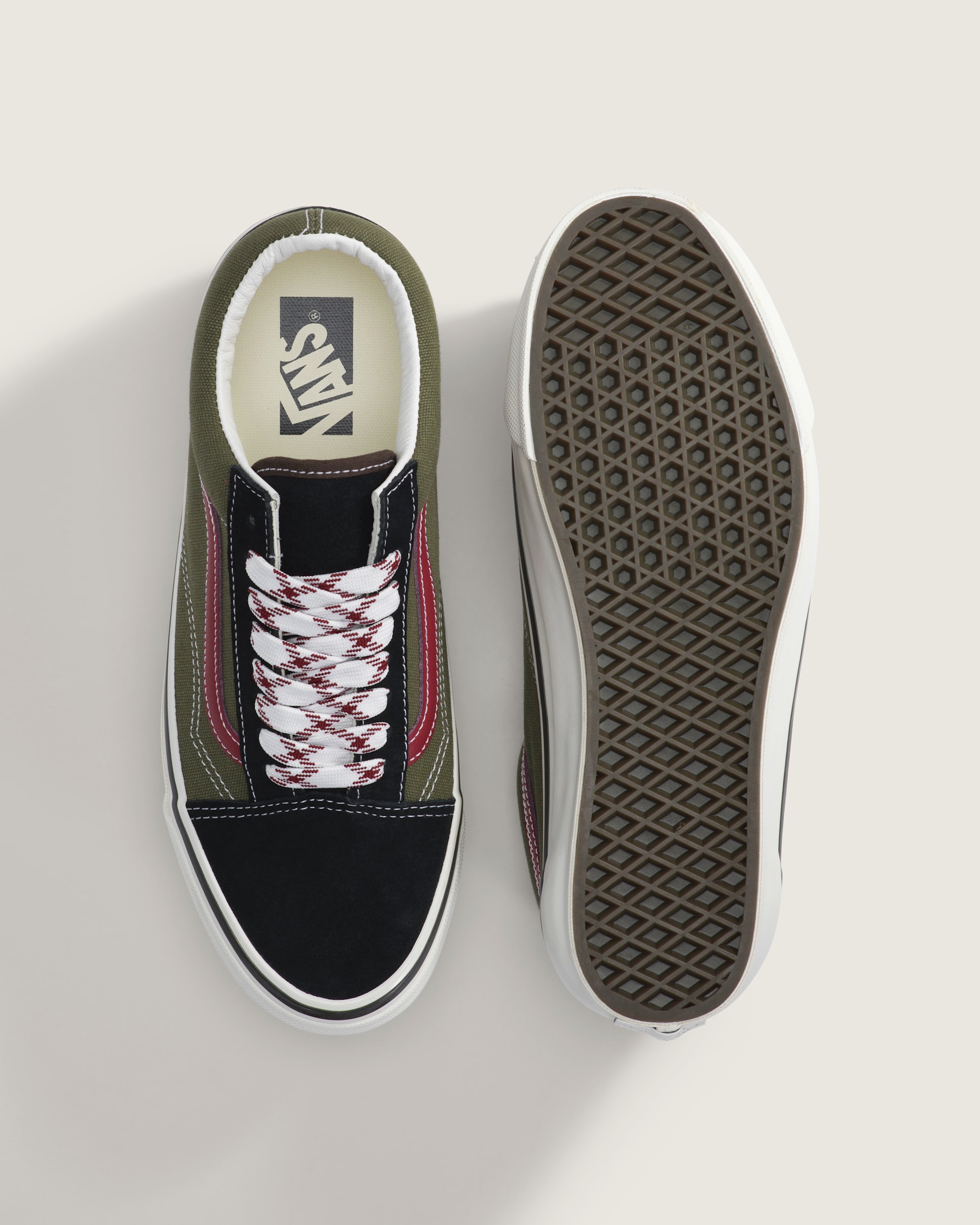 Premium Old Skool Shoe VANS Black  Olive Green ALT2