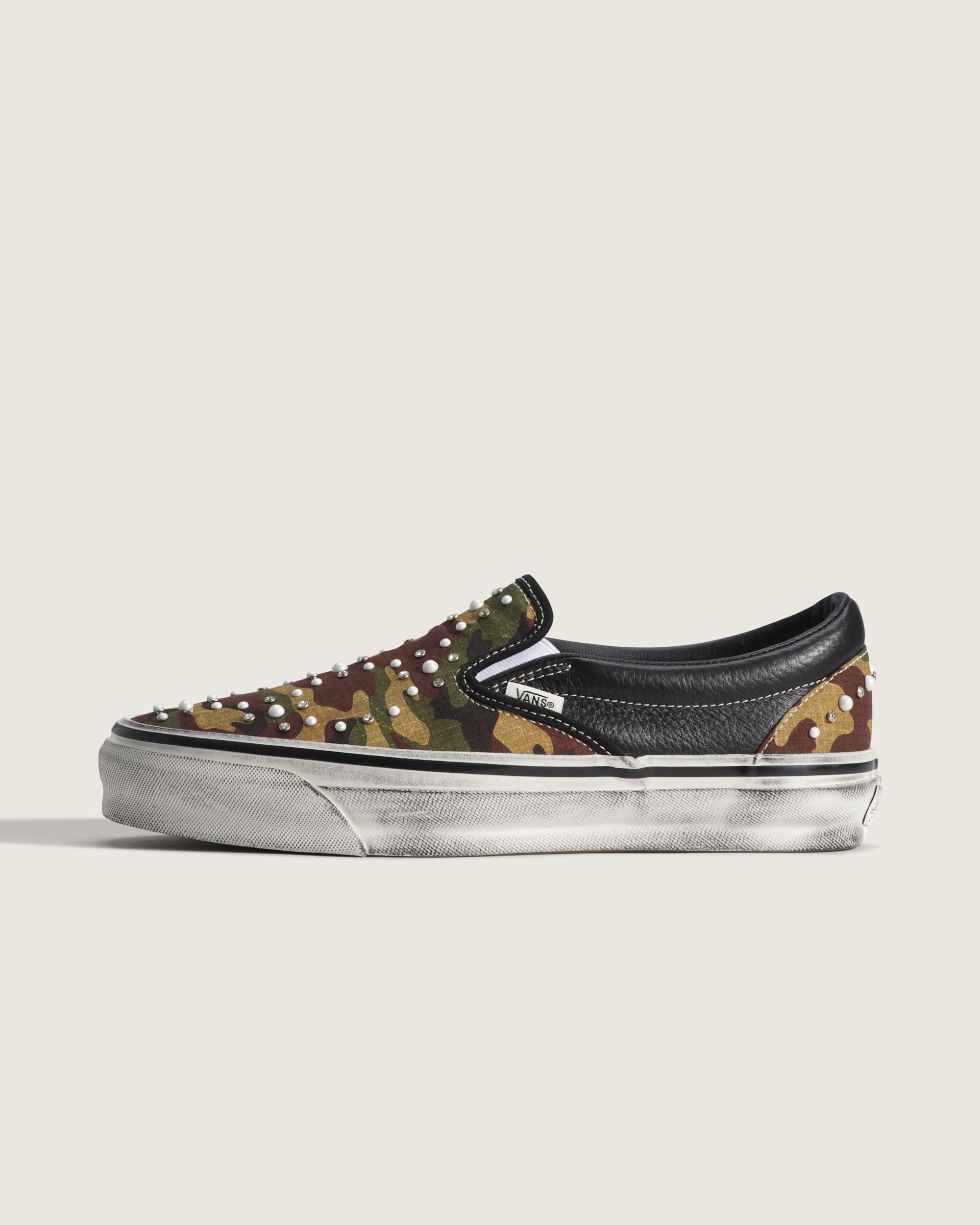 Premium Classic SlipOn Shoe VANS Camo Black HERO