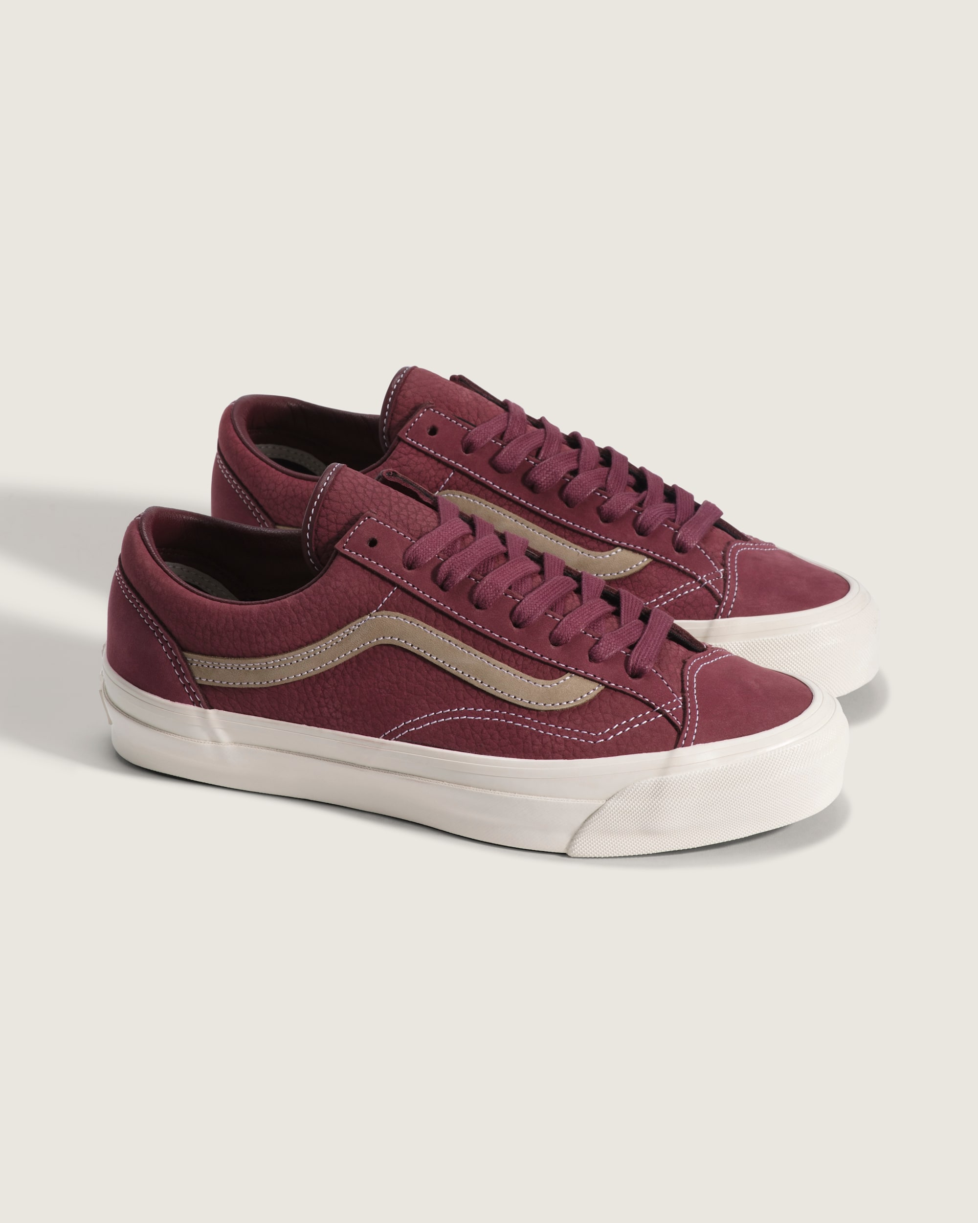 Premium Old Skool 36 Shoe VANS Port Royale Red ALT1