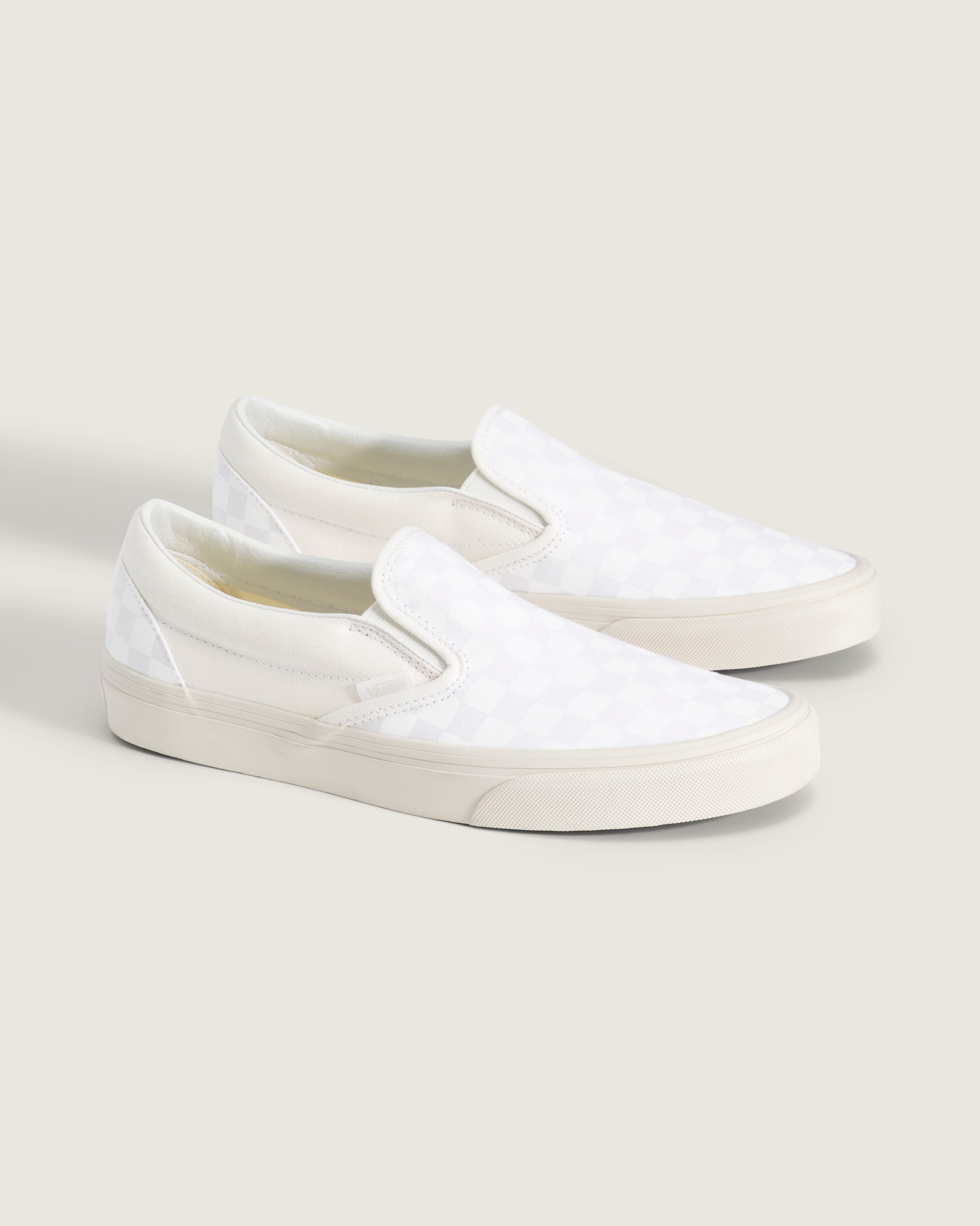 Classic SlipOn Checkerboard Shoe VANS Checkerboard Blanc De Blanc White ALT1