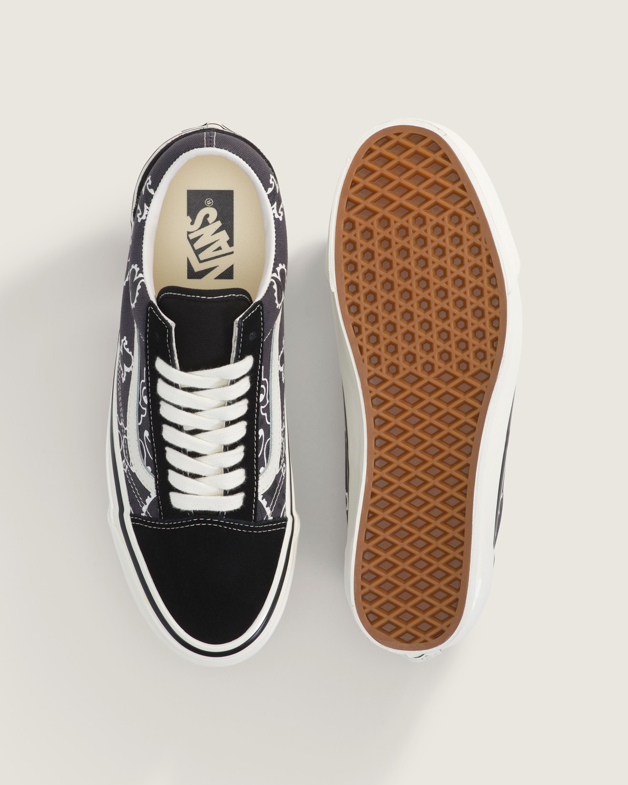 Premium Old Skool Shoe | Vans US