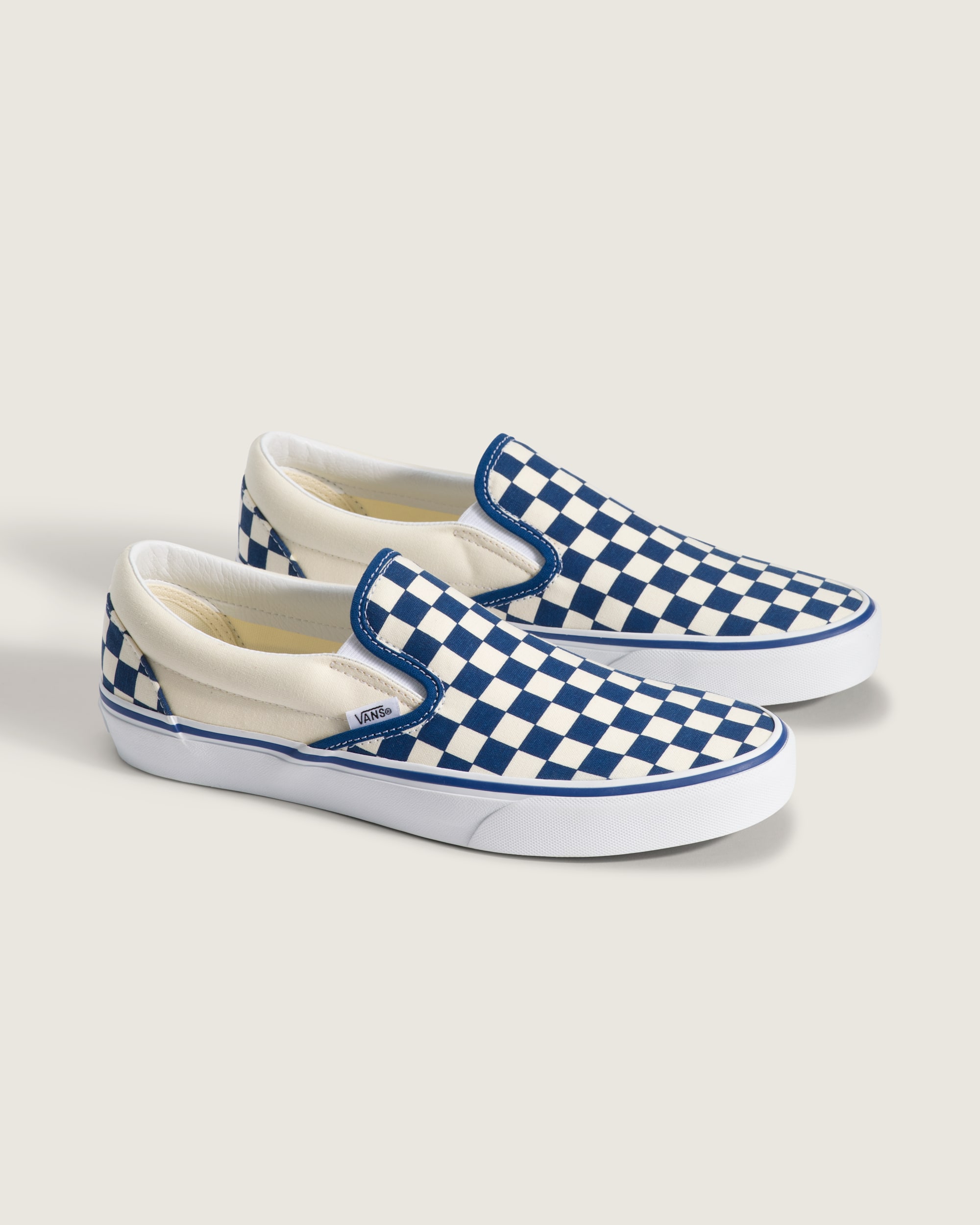 Classic SlipOn Shoe VANS True Blue  White ALT1