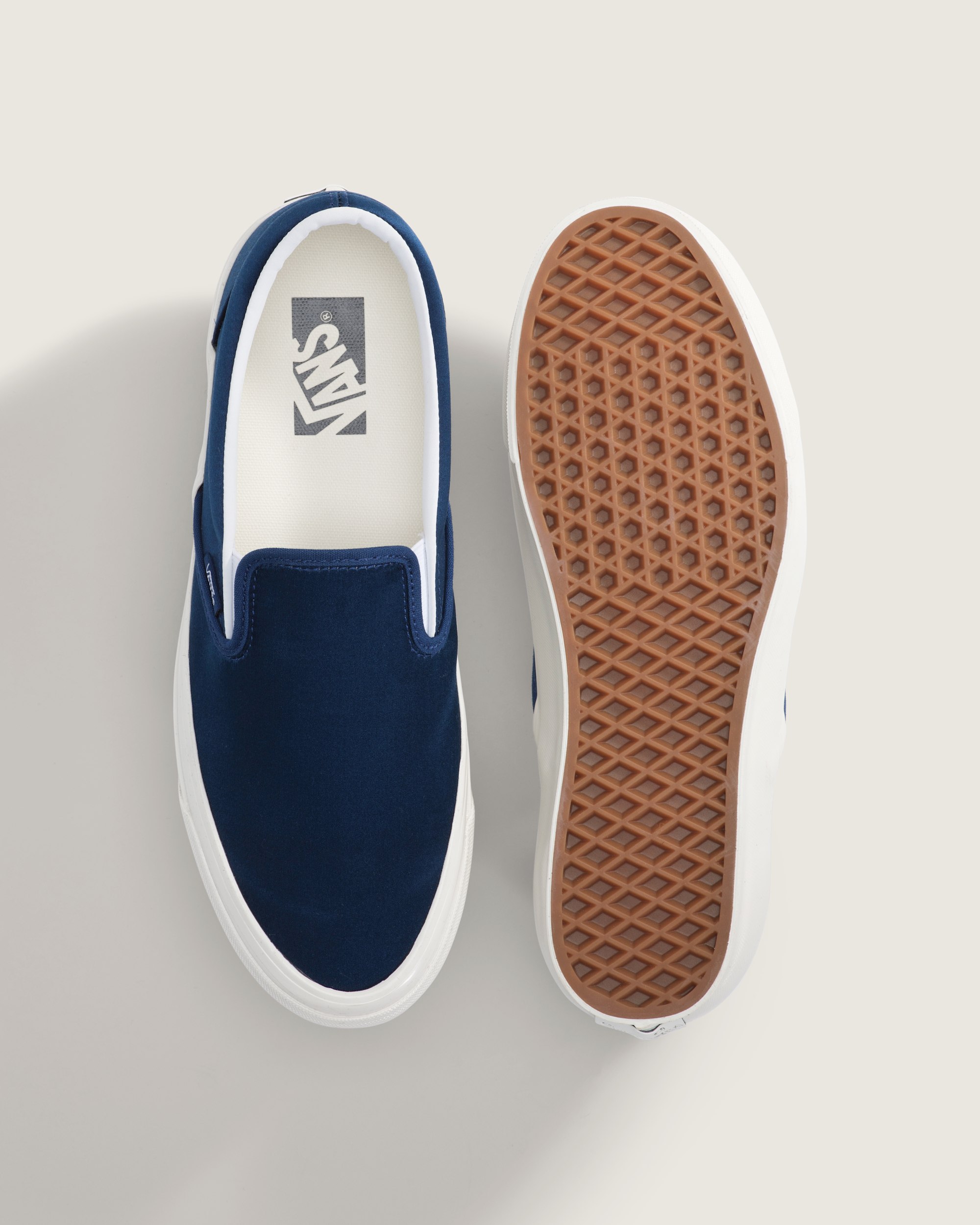 Premium Classic SlipOn Shoe VANS Deep Indigo Blue ALT2
