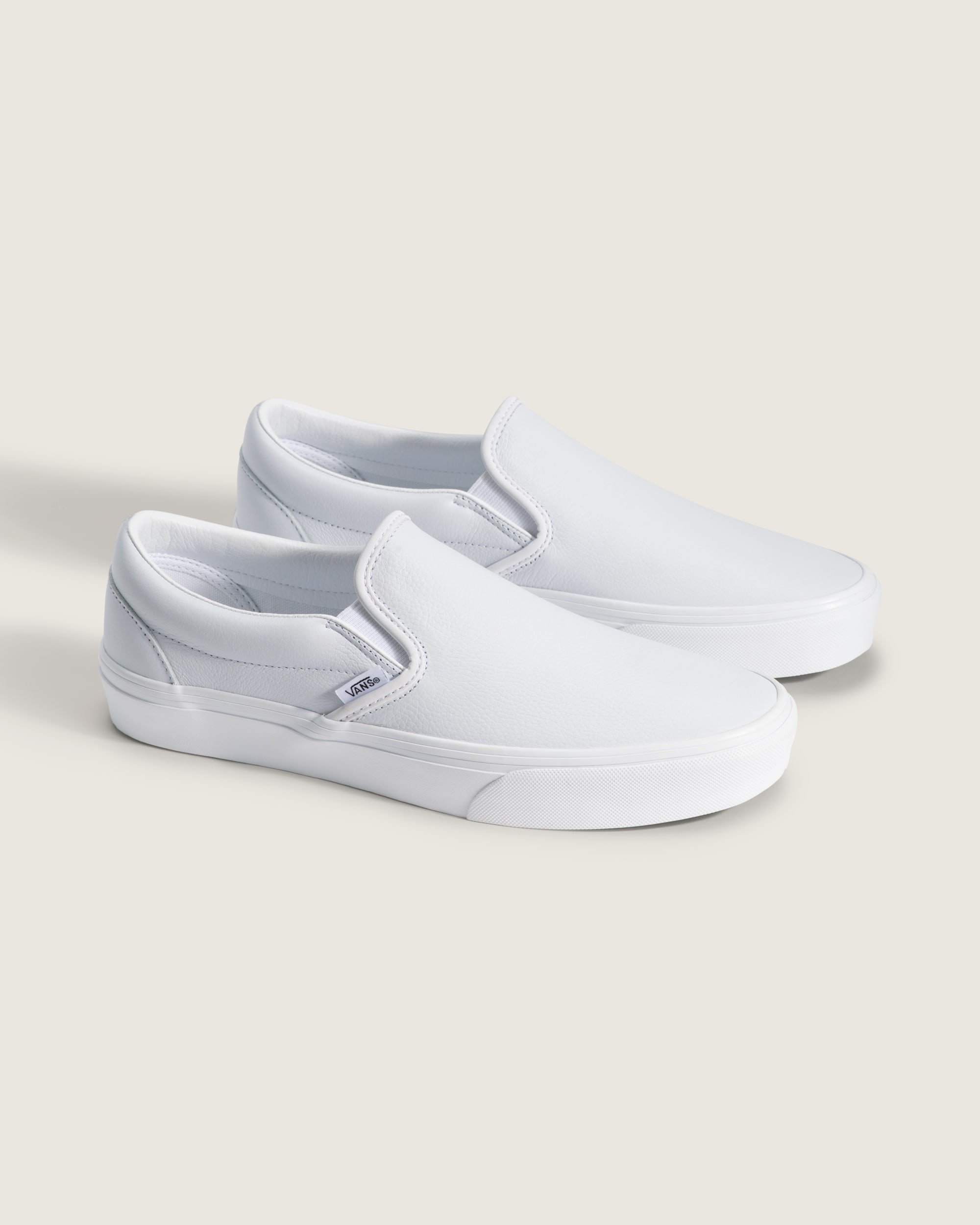 Classic SlipOn Shoe VANS True White ALT1