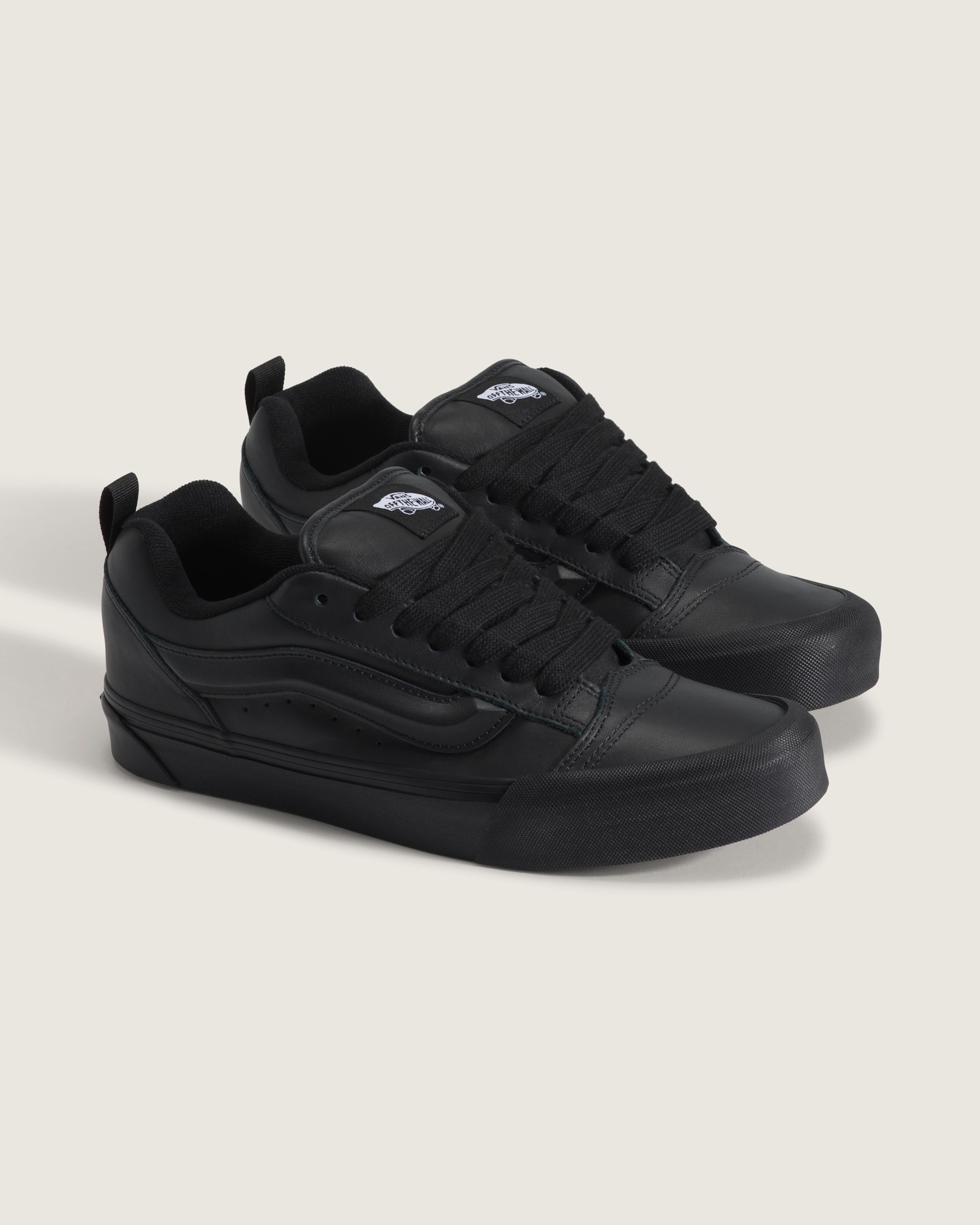 Knu Skool Shoe VANS Blackout ALT1