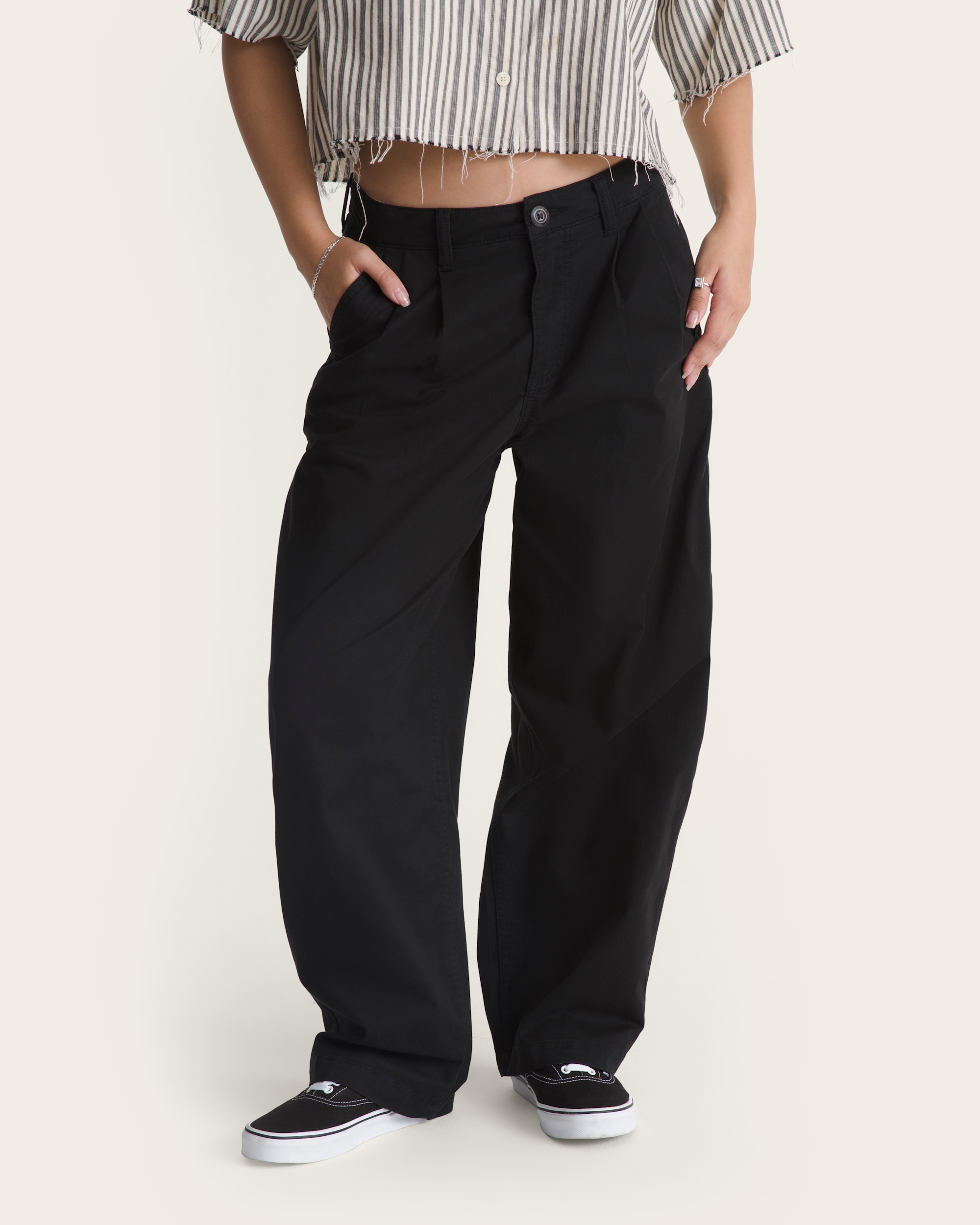 Pleated Pants in Black | Vans