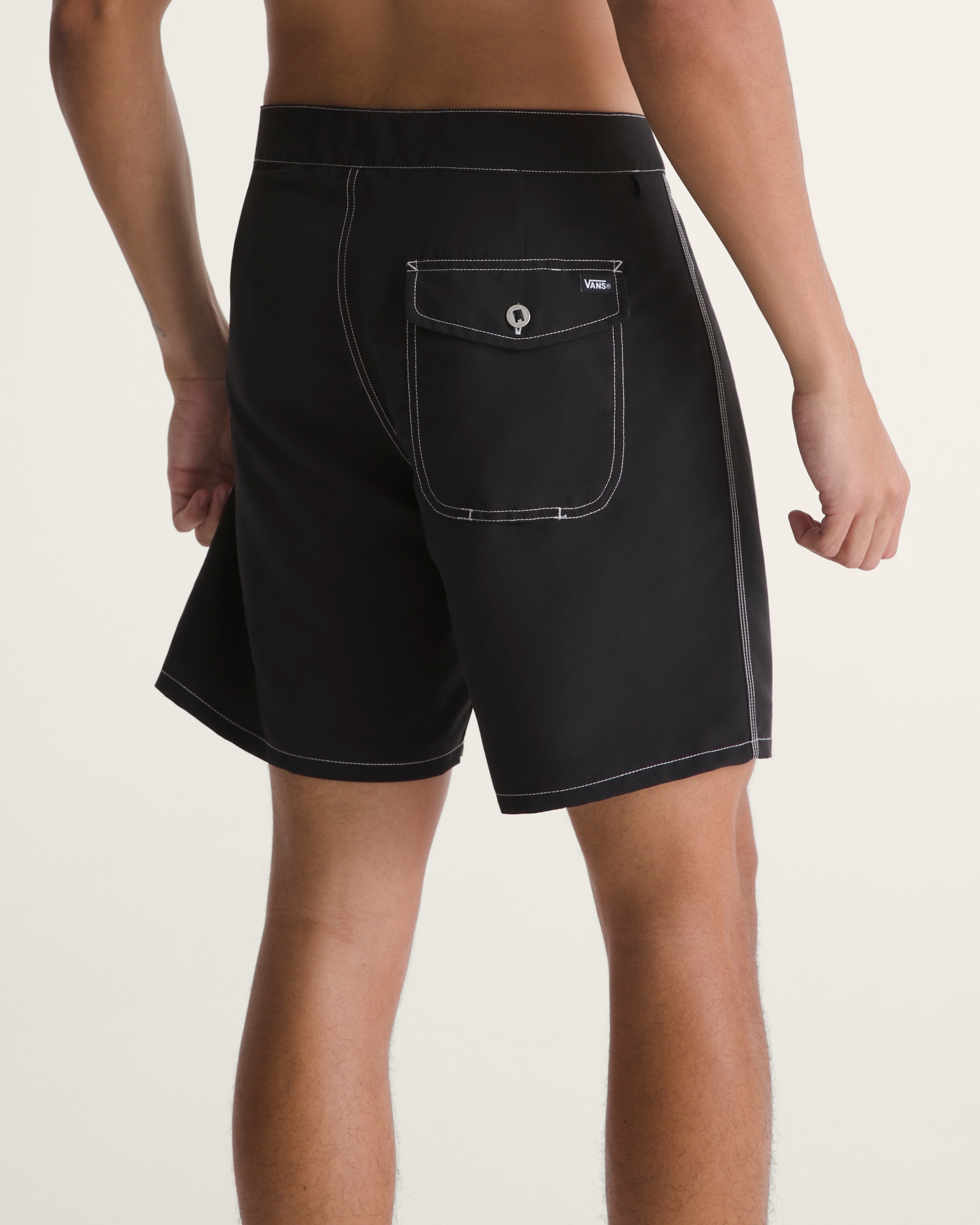 Everride Boardshorts in Black | Vans