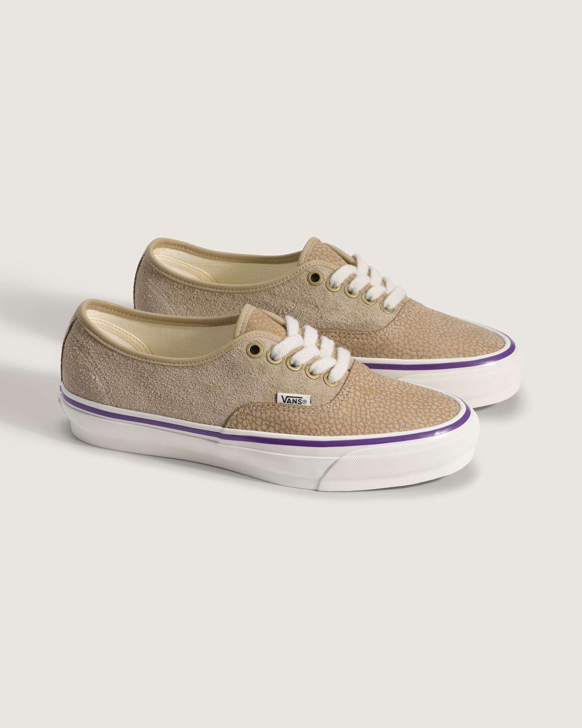 OTW Authentic 44 Siped Vibram VANS Amphibian Incense ALT1