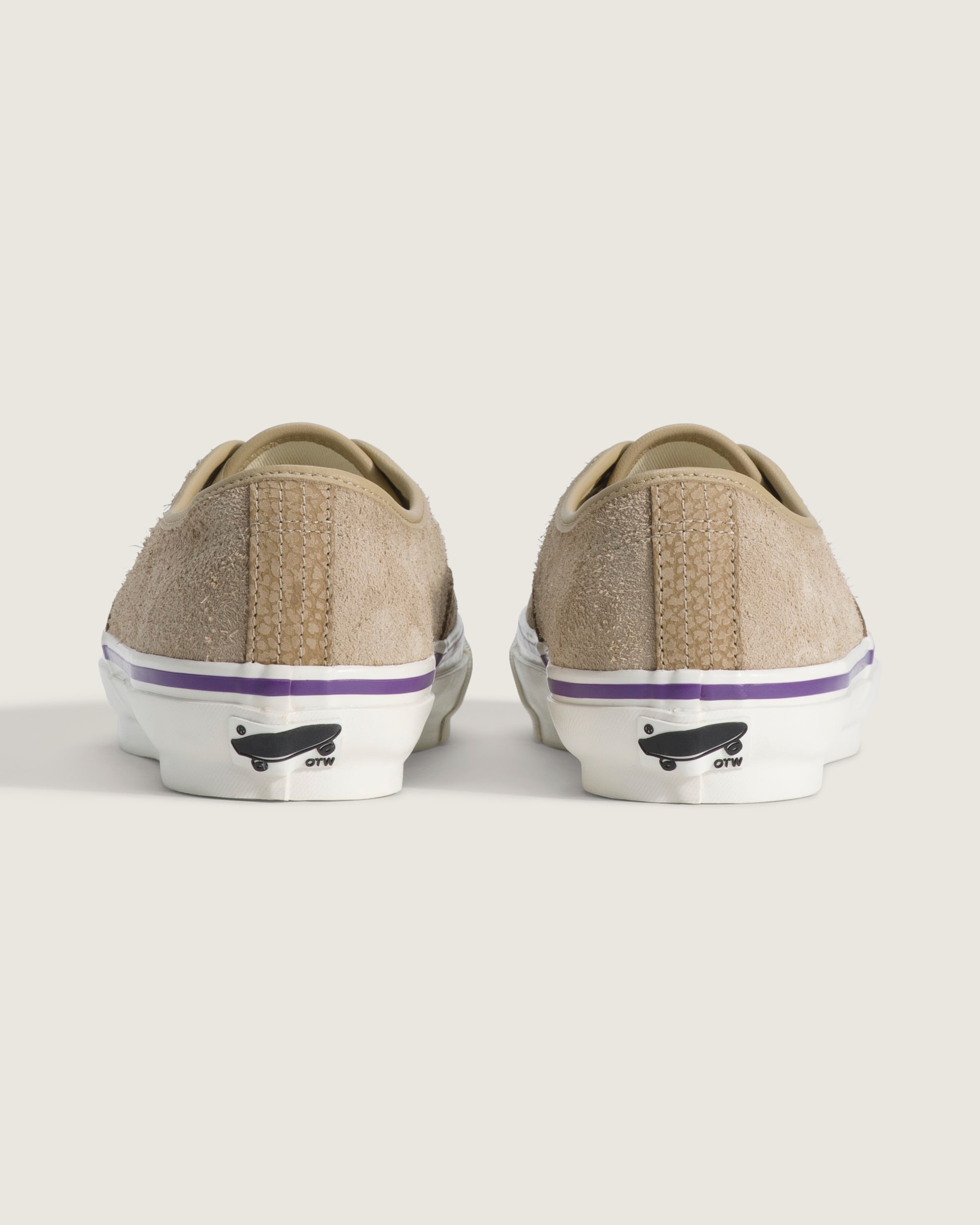 OTW Authentic 44 Siped Vibram VANS Amphibian Incense ALT3