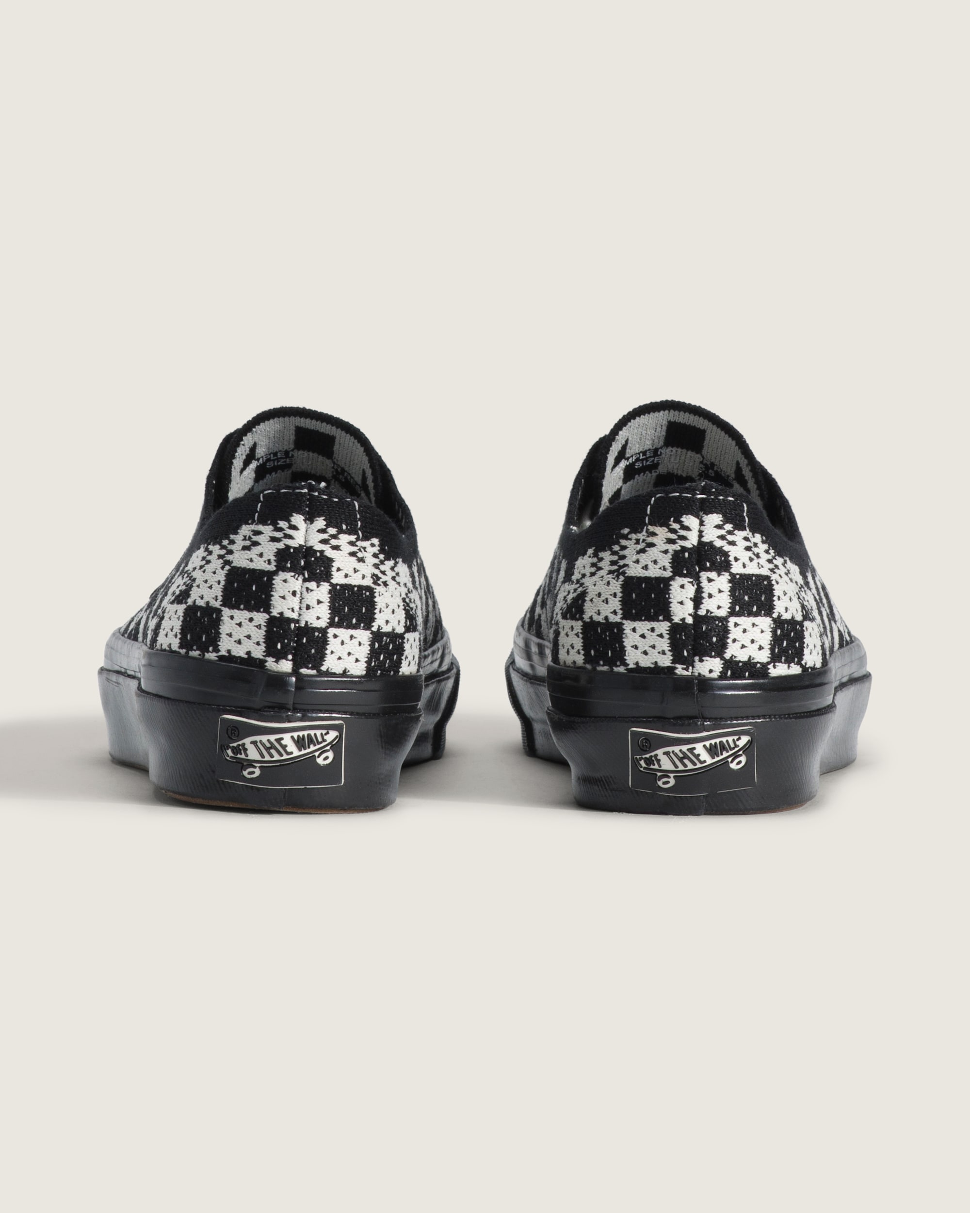 Premium Authentic Checkerboard Shoe VANS Checkerboard Black  Marshmallow White ALT3