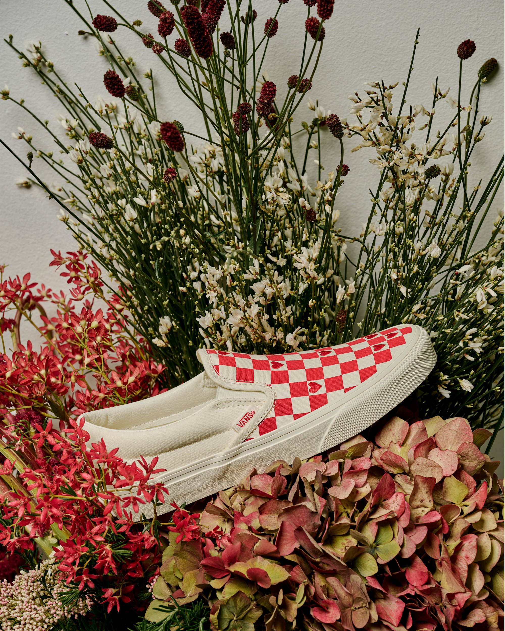 Classic SlipOn Checkerboard Shoe VANS Checkerboard Racing Red ALT4