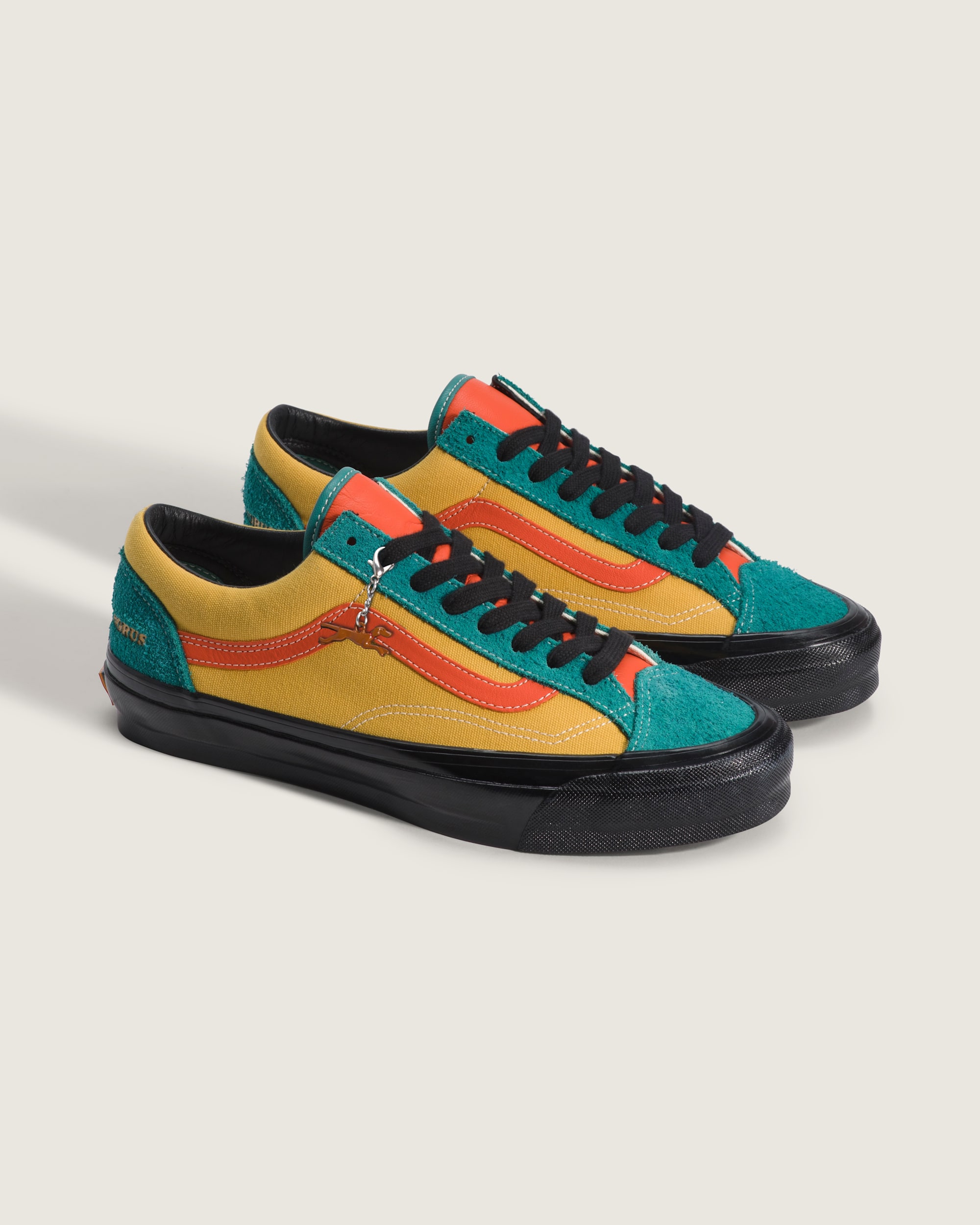 OTW by Vans X Julian Klincewicz Old Skool 36 VANS Julian Klincewicz Mango Mojito Orange ALT1