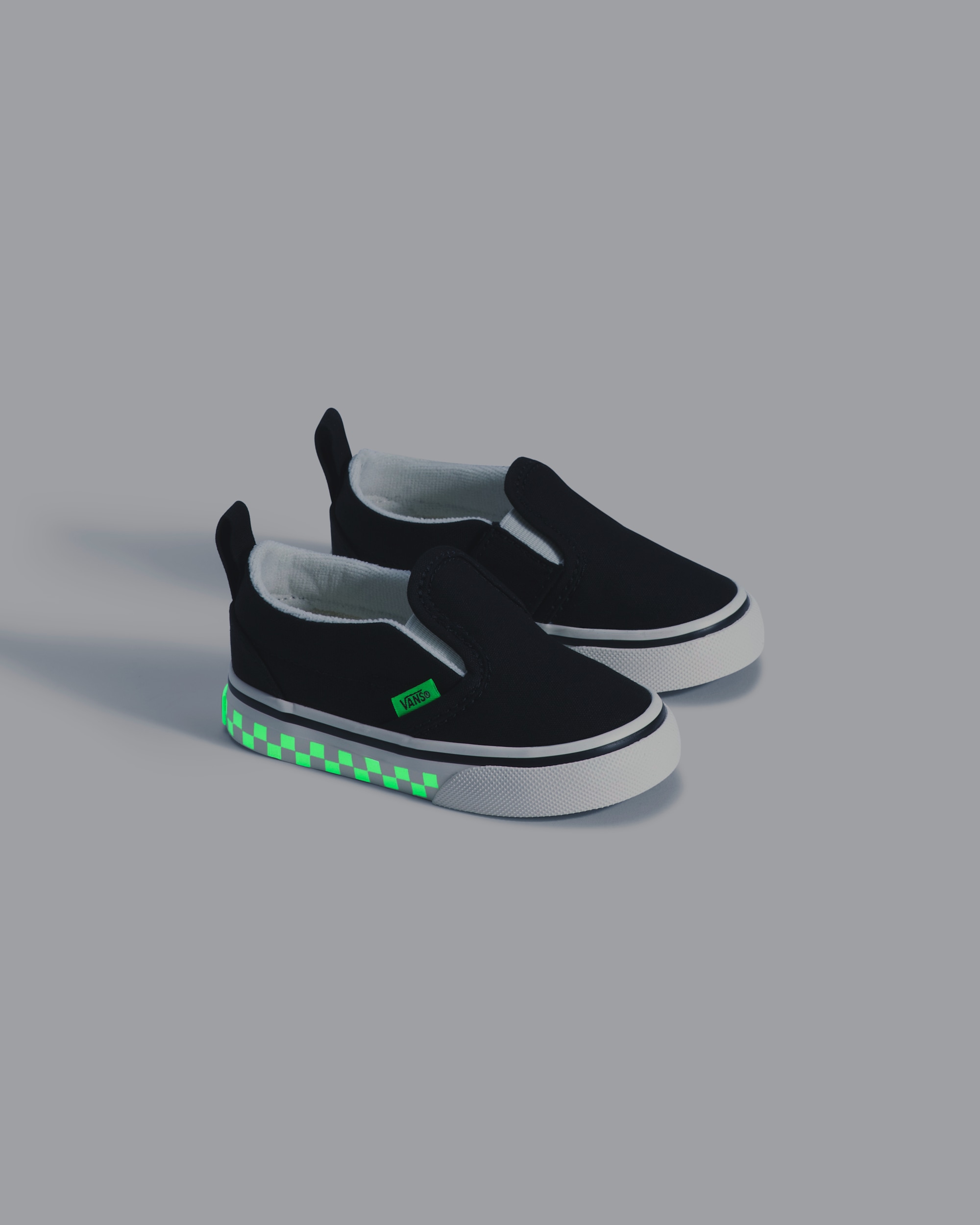 SlipOn V VANS GLOW BlackGreen Gecko ALT2