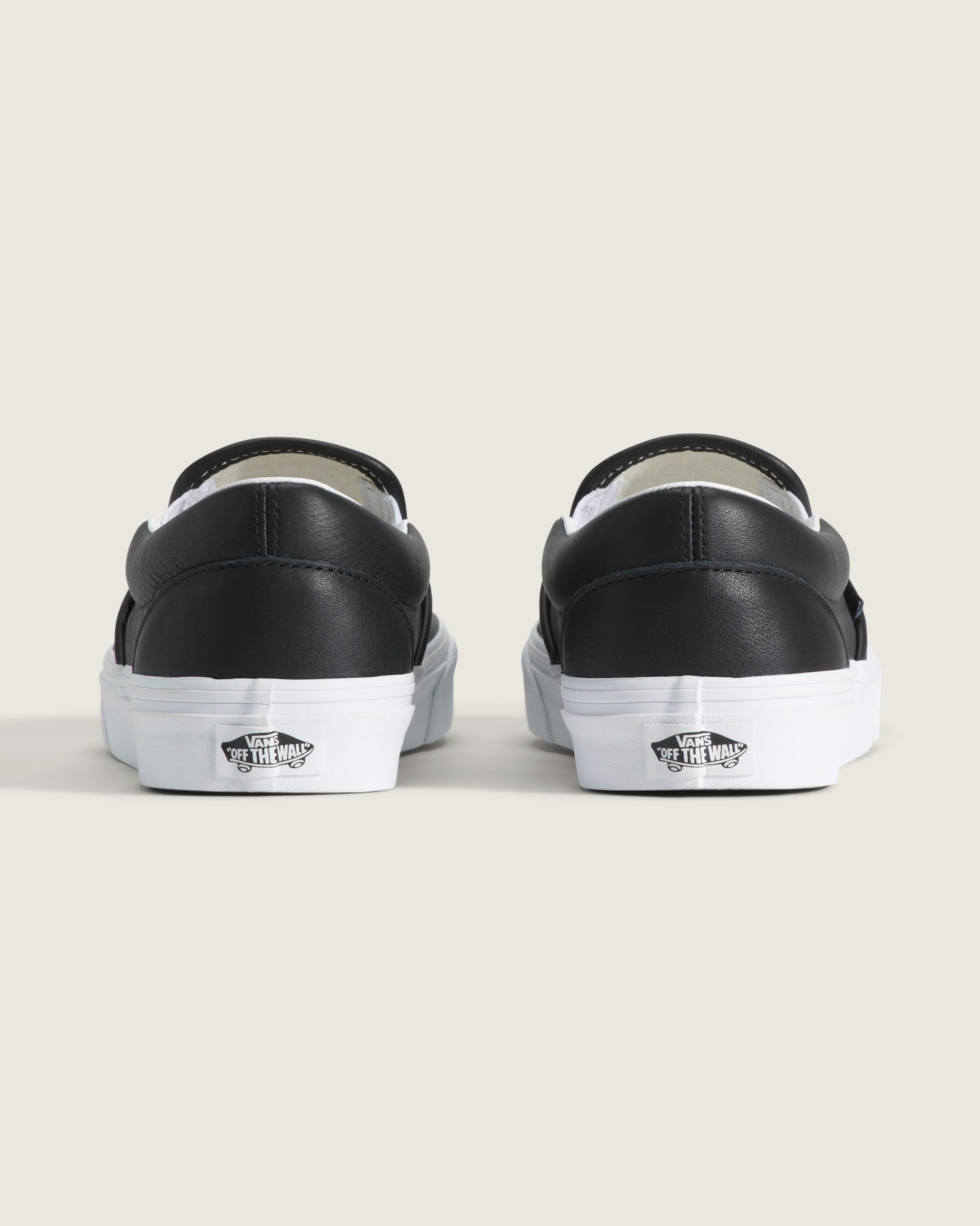 Classic SlipOn Shoe VANS Black  True White ALT3