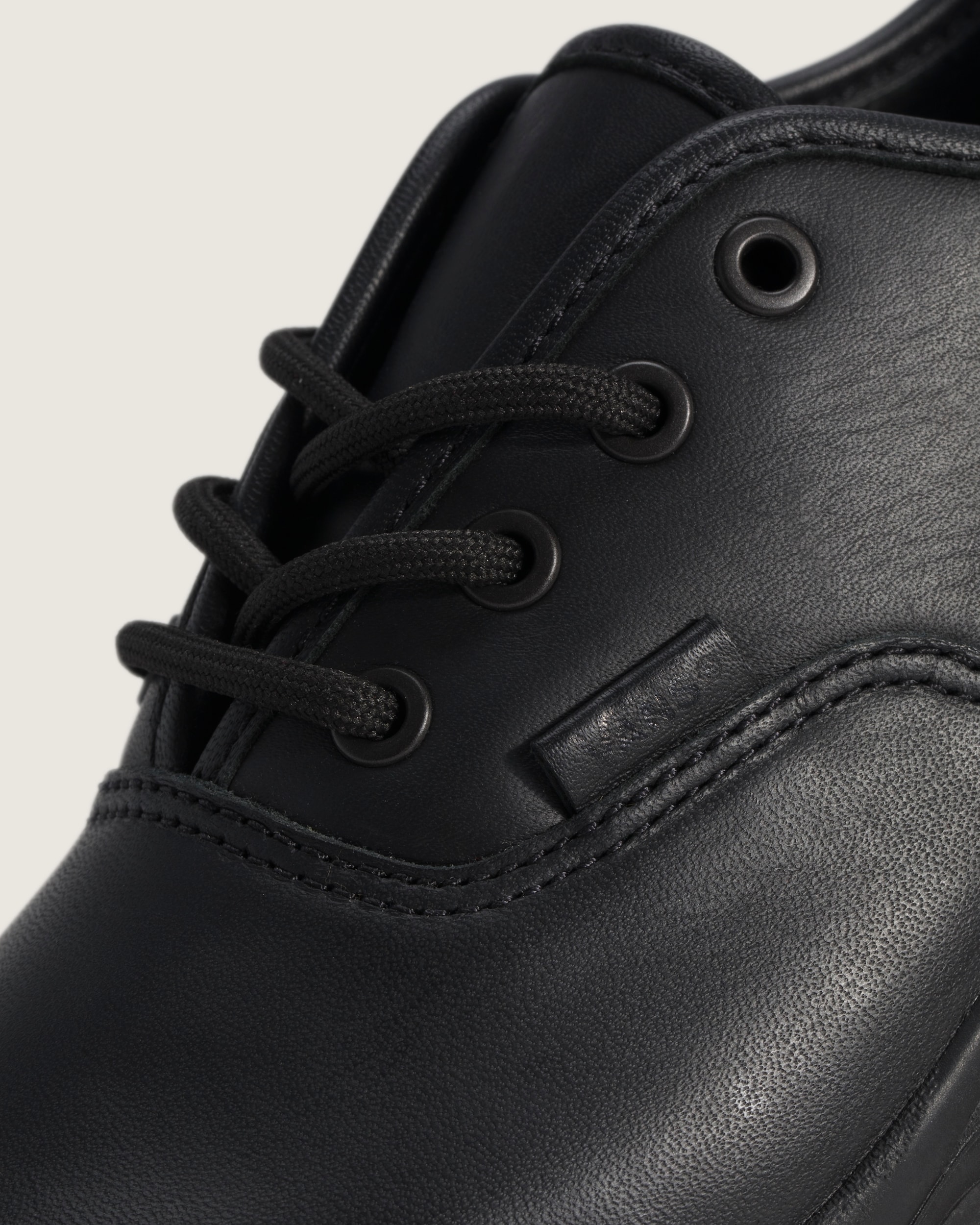 OTW Authentic Oxford VANS Horween Black ALT5