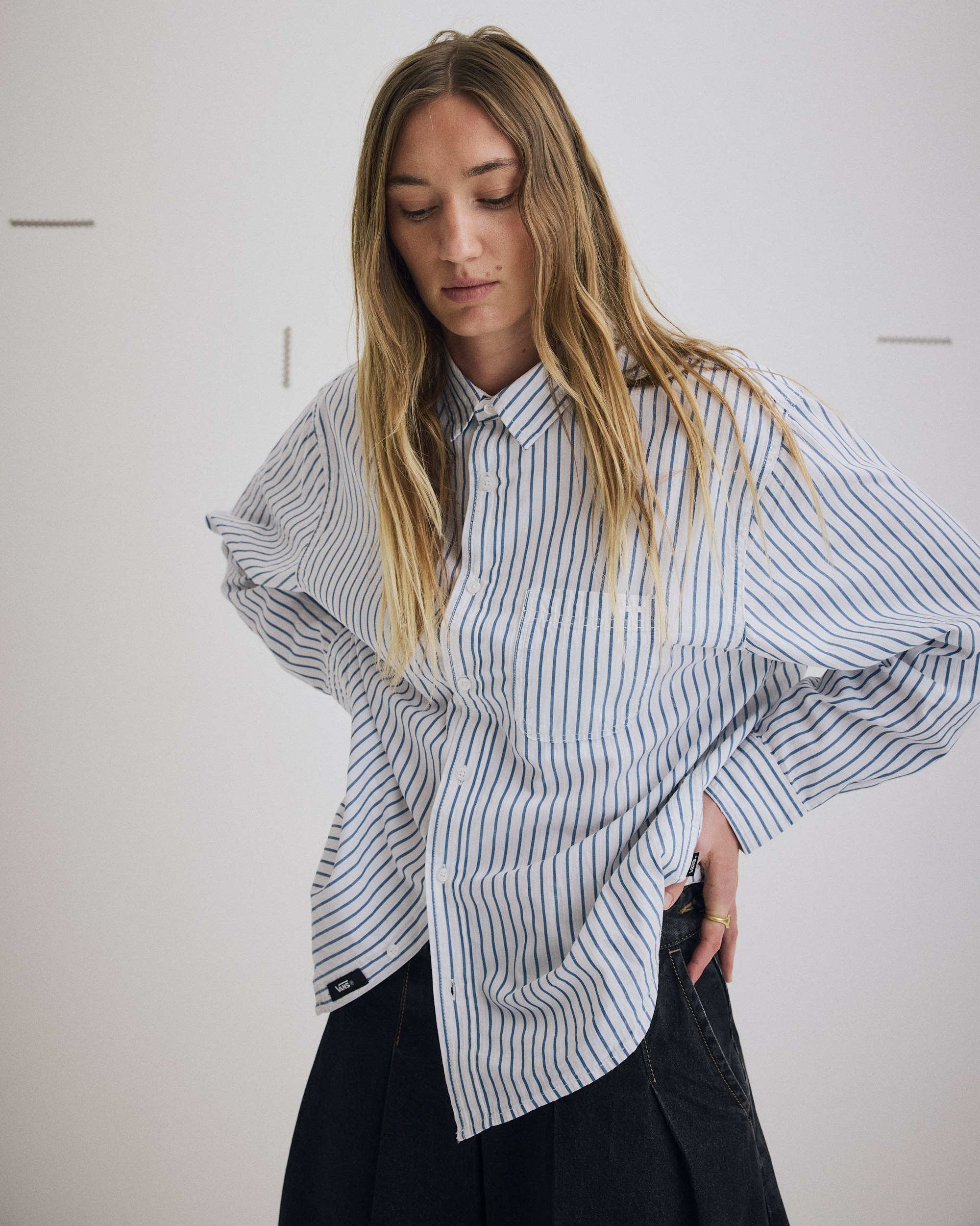 Premium Dobby Stripe Long Sleeve Shirt VANS White ALT5