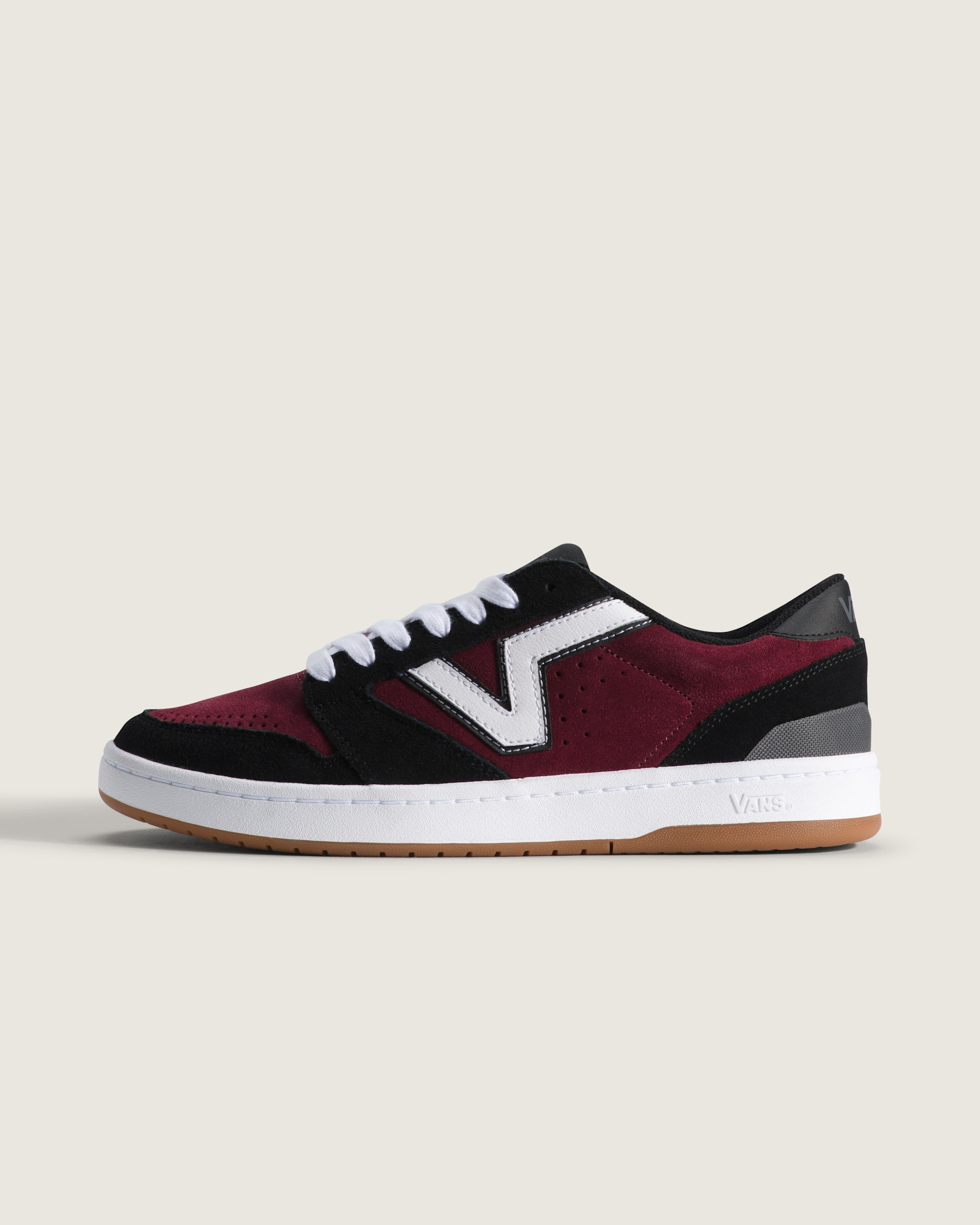 Lowland 20 Shoe VANS Black  Port Red HERO