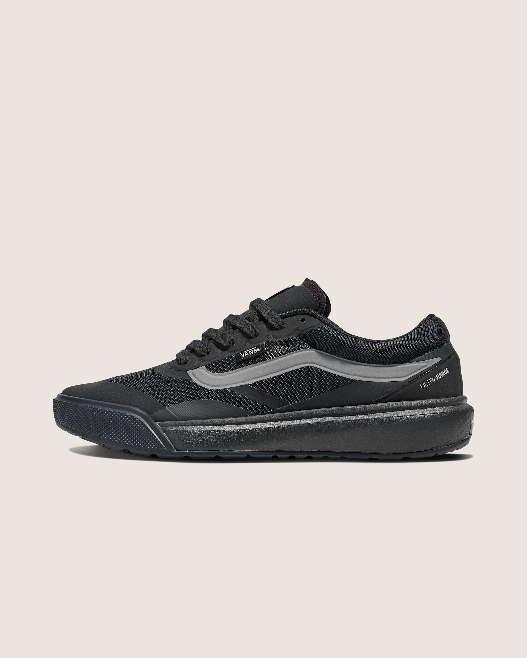 UltraRange 20 Shoe VANS Blackout HERO