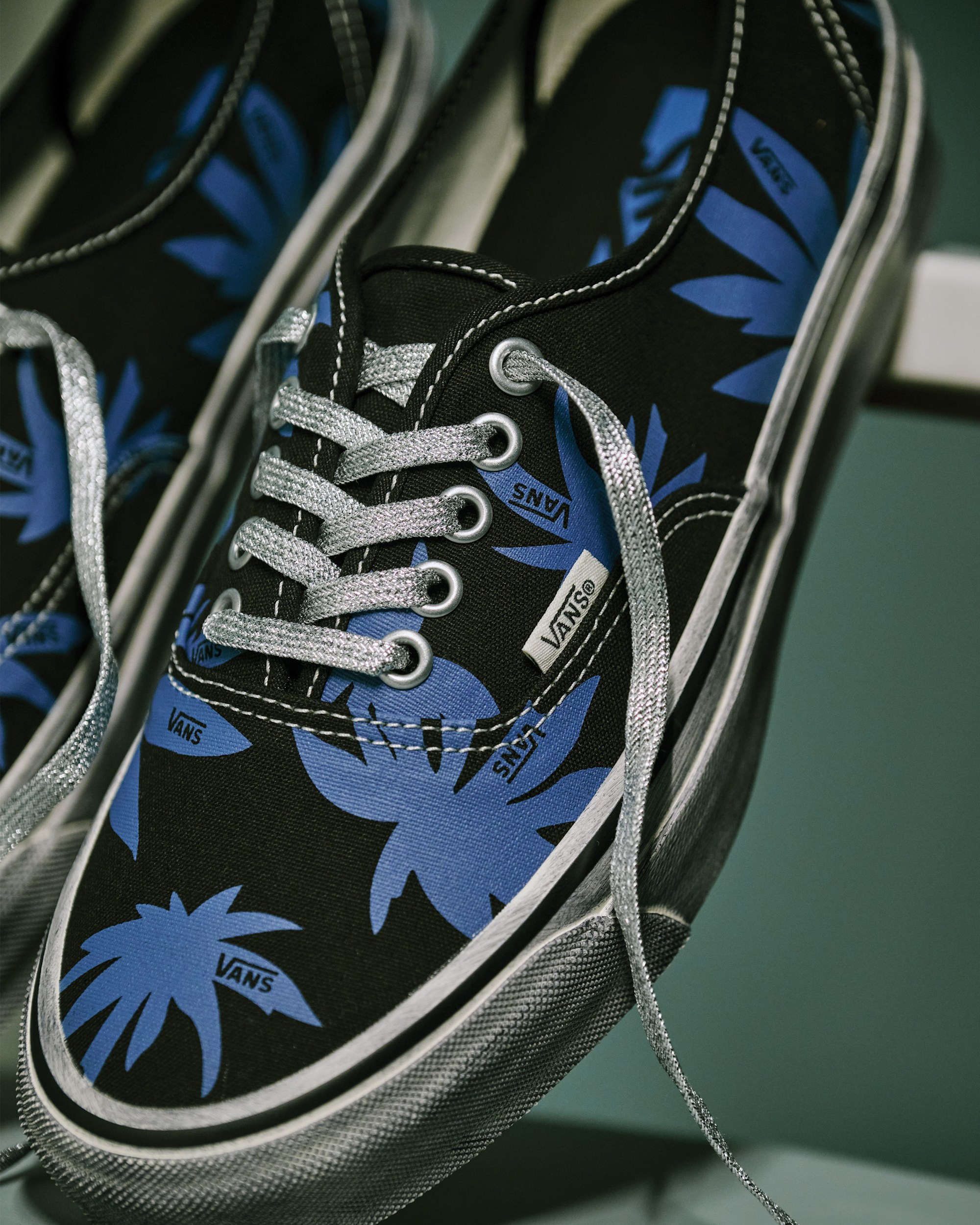 Premium Authentic Shoe VANS Black ALT5