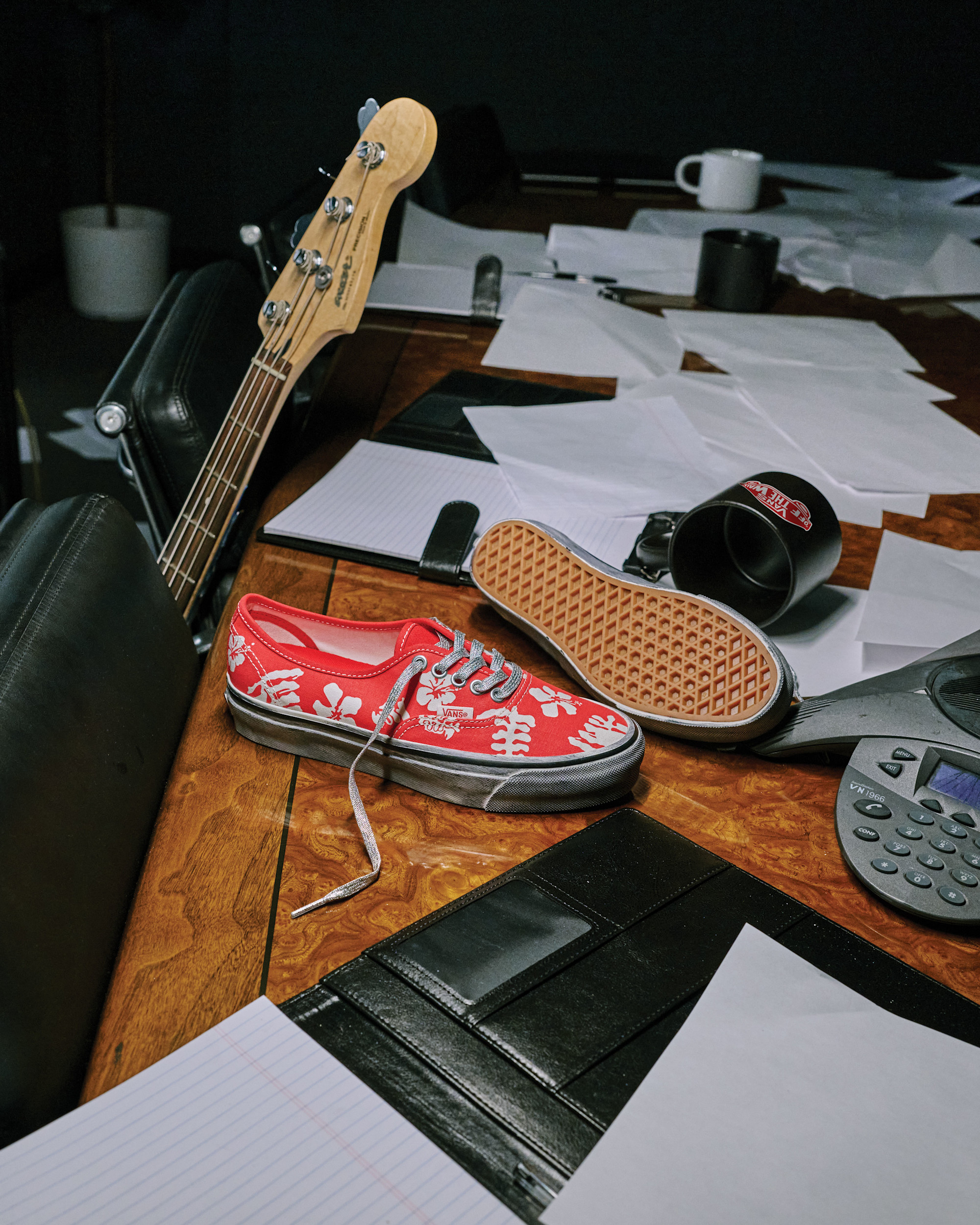 Premium Authentic Shoe VANS Red ALT6