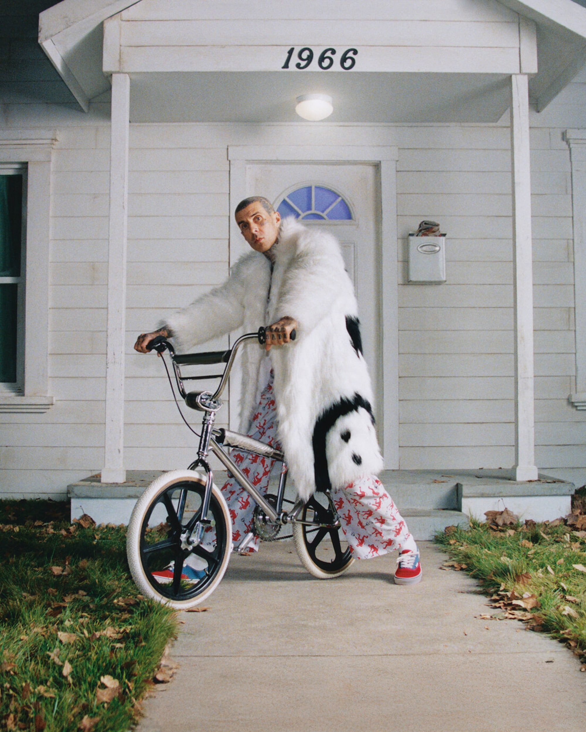 Authentic Shoe VANS Racing Red ALT1