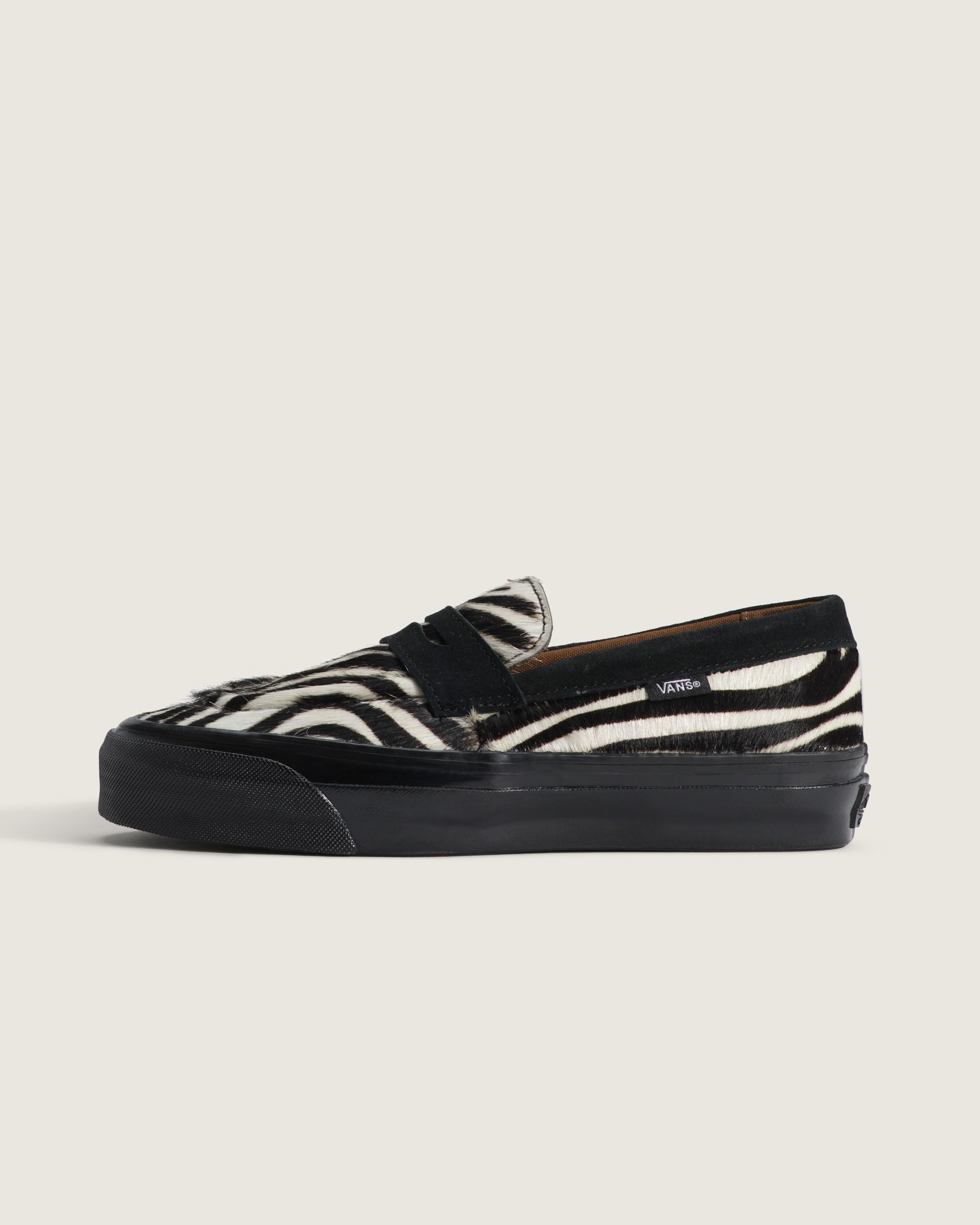 Premium Loafer VANS Zebra Black  White HERO