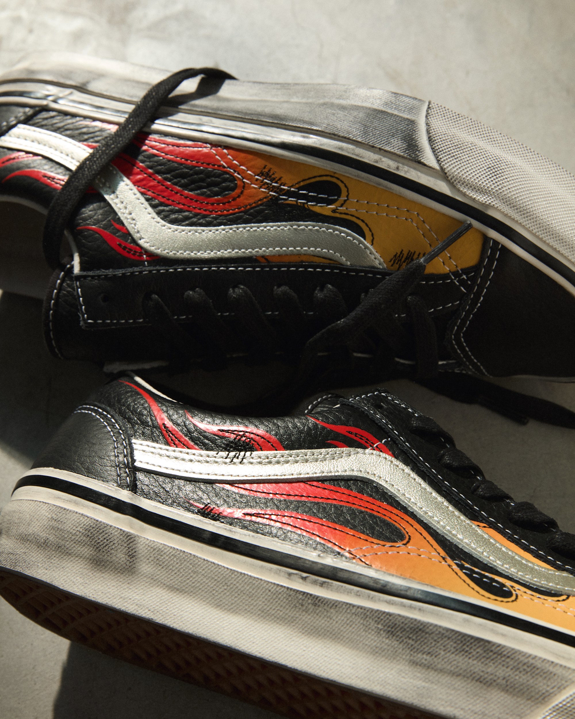 Premium Old Skool 36 Shoe VANS Archive Flame Black ALT6