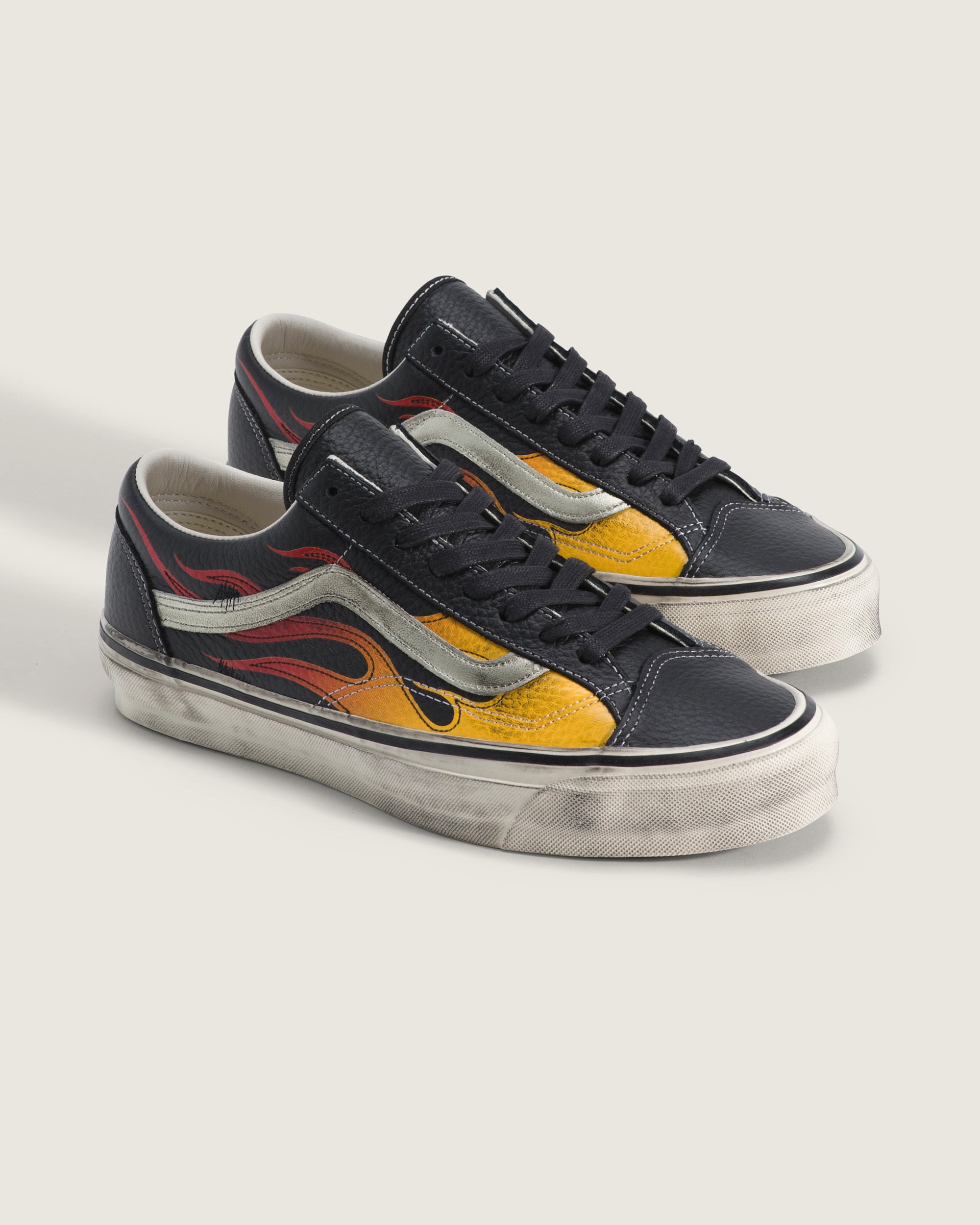 Premium Old Skool 36 Shoe VANS Archive Flame Black ALT1