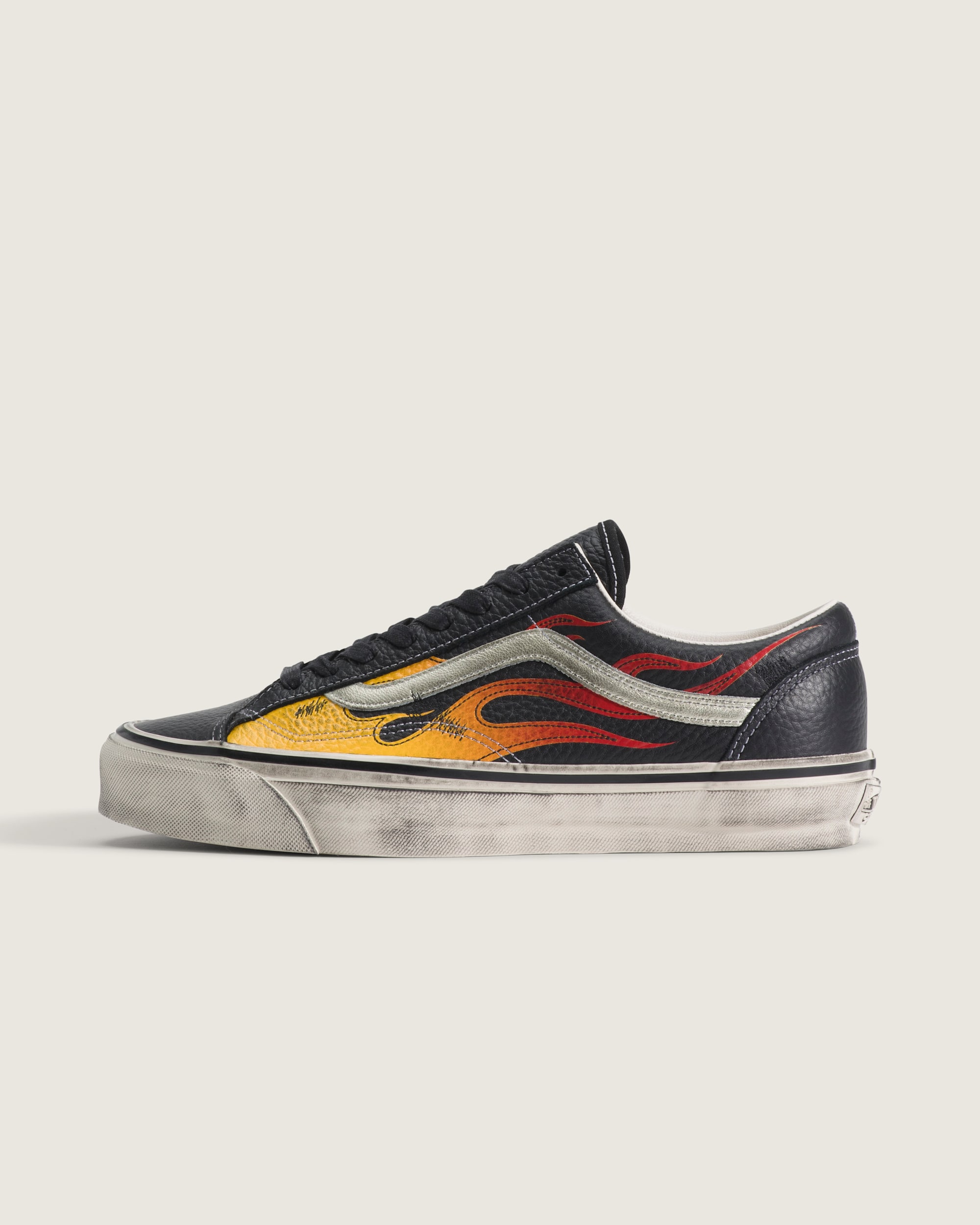 Premium Old Skool 36 Shoe VANS Archive Flame Black HERO