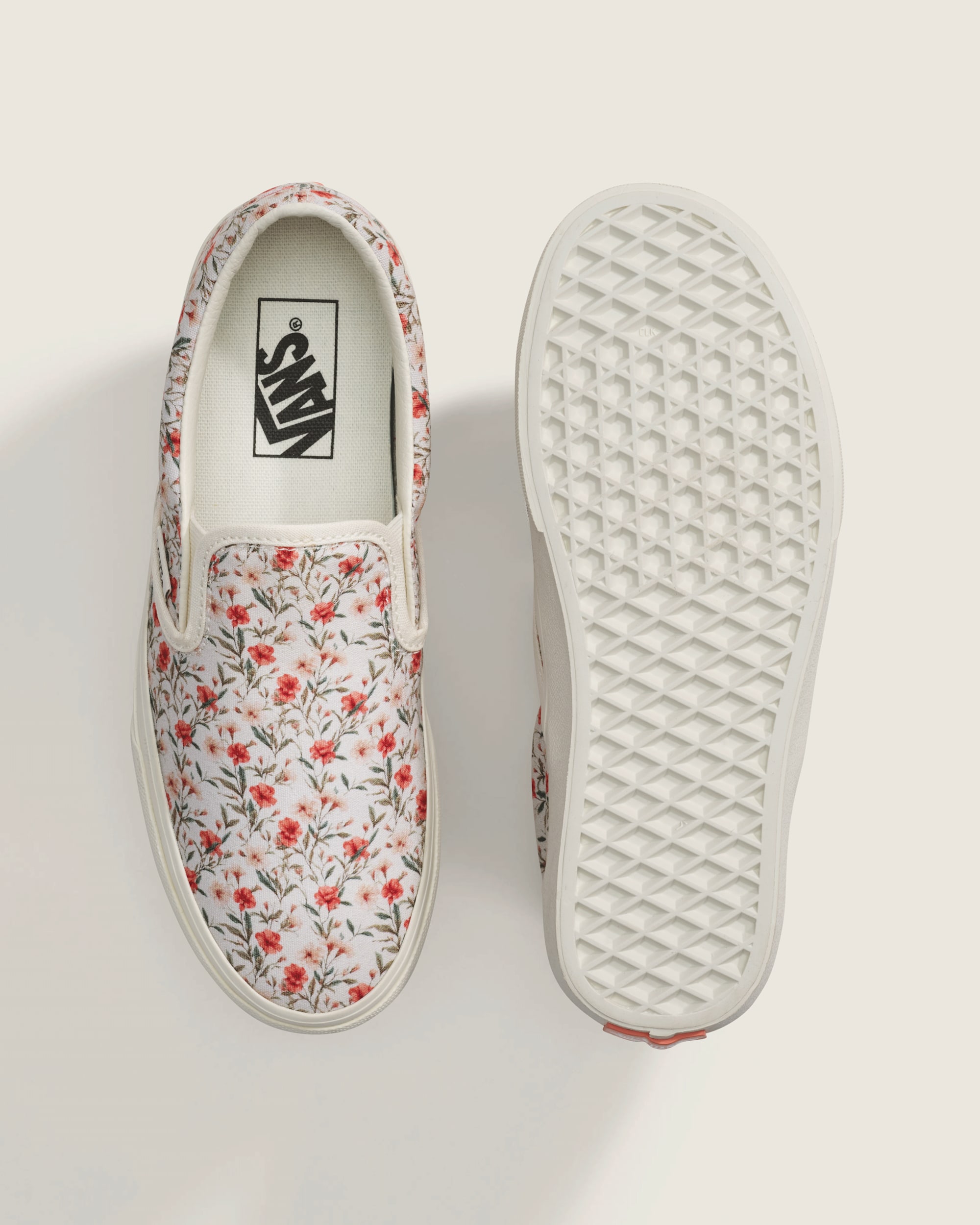 Classic SlipOn Shoe VANS Marshmallow White ALT2