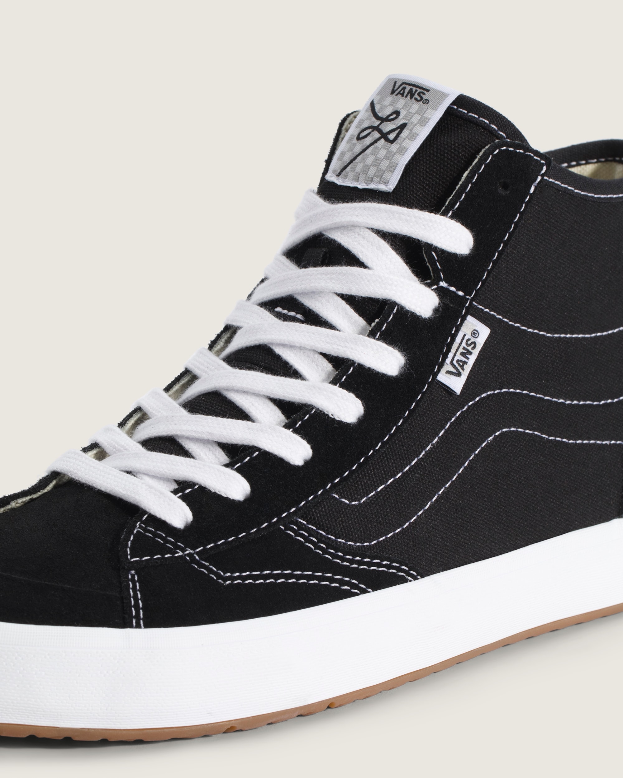 Skate Lizzie Shoe VANS Black  White ALT4