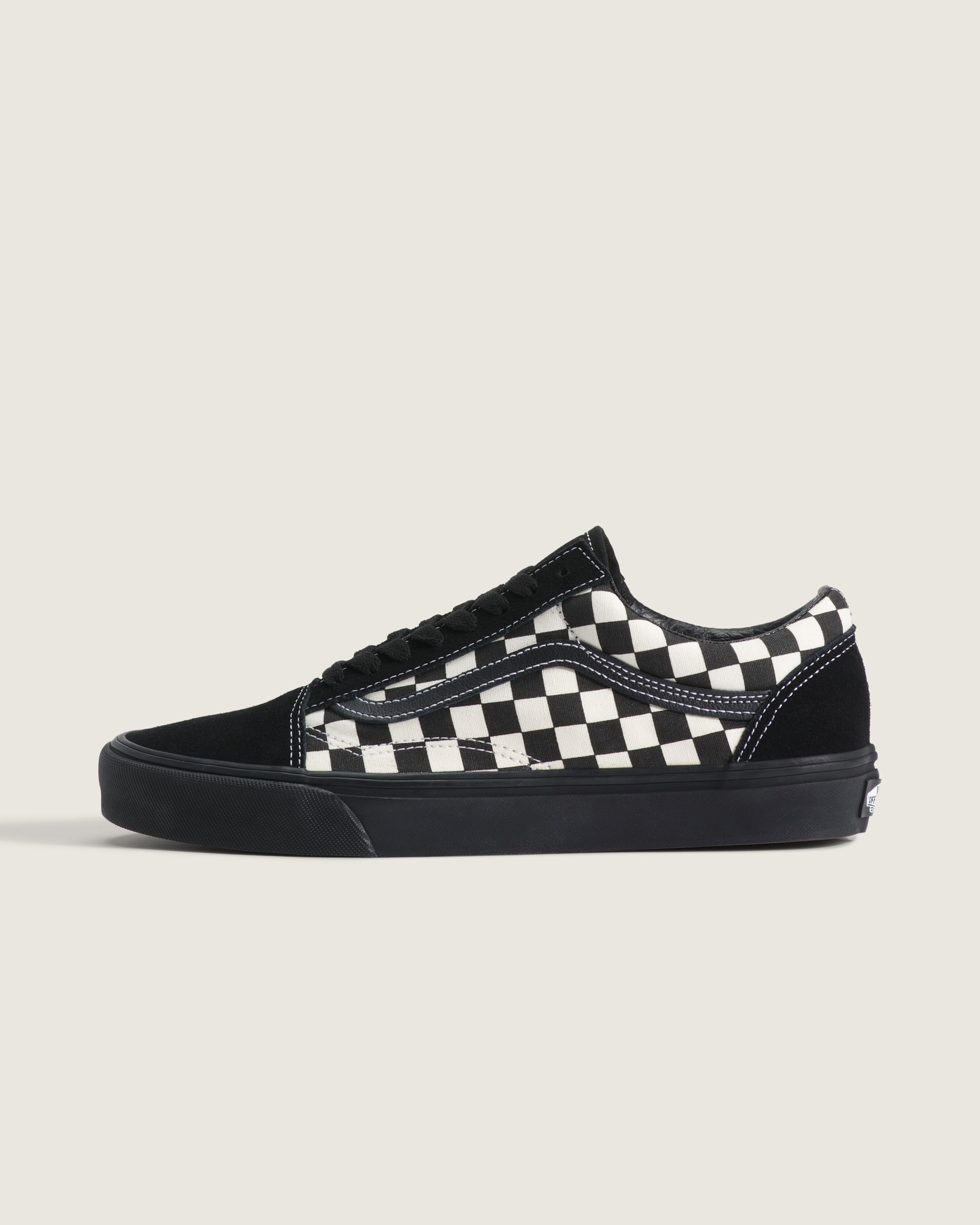 Old Skool Shoe VANS Checkerboard Black  White HERO