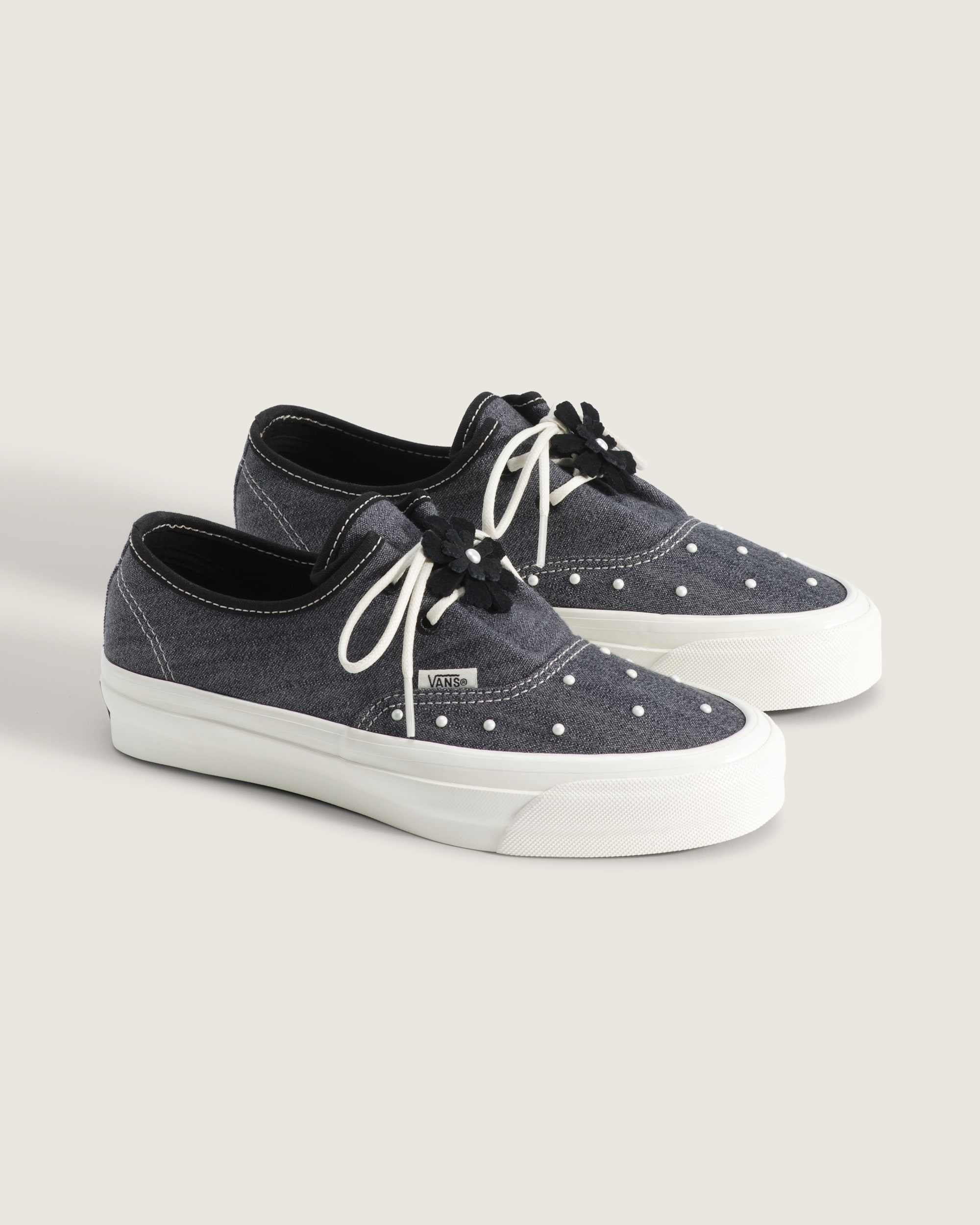 Premium Authentic Ease Shoe VANS Black ALT1