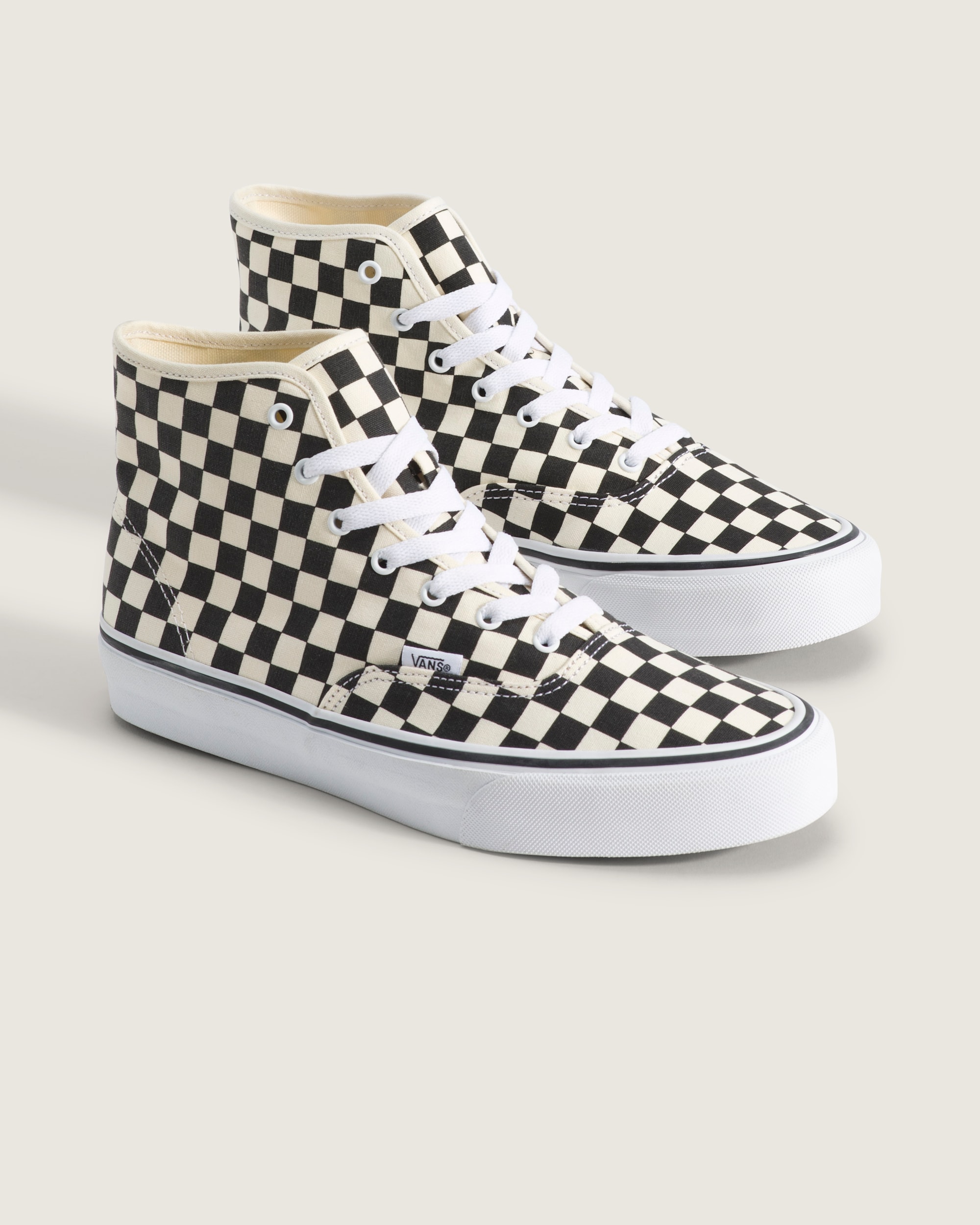 Authentic Hi 20 Checkerboard Shoe VANS Checkerboard Black  True White ALT1