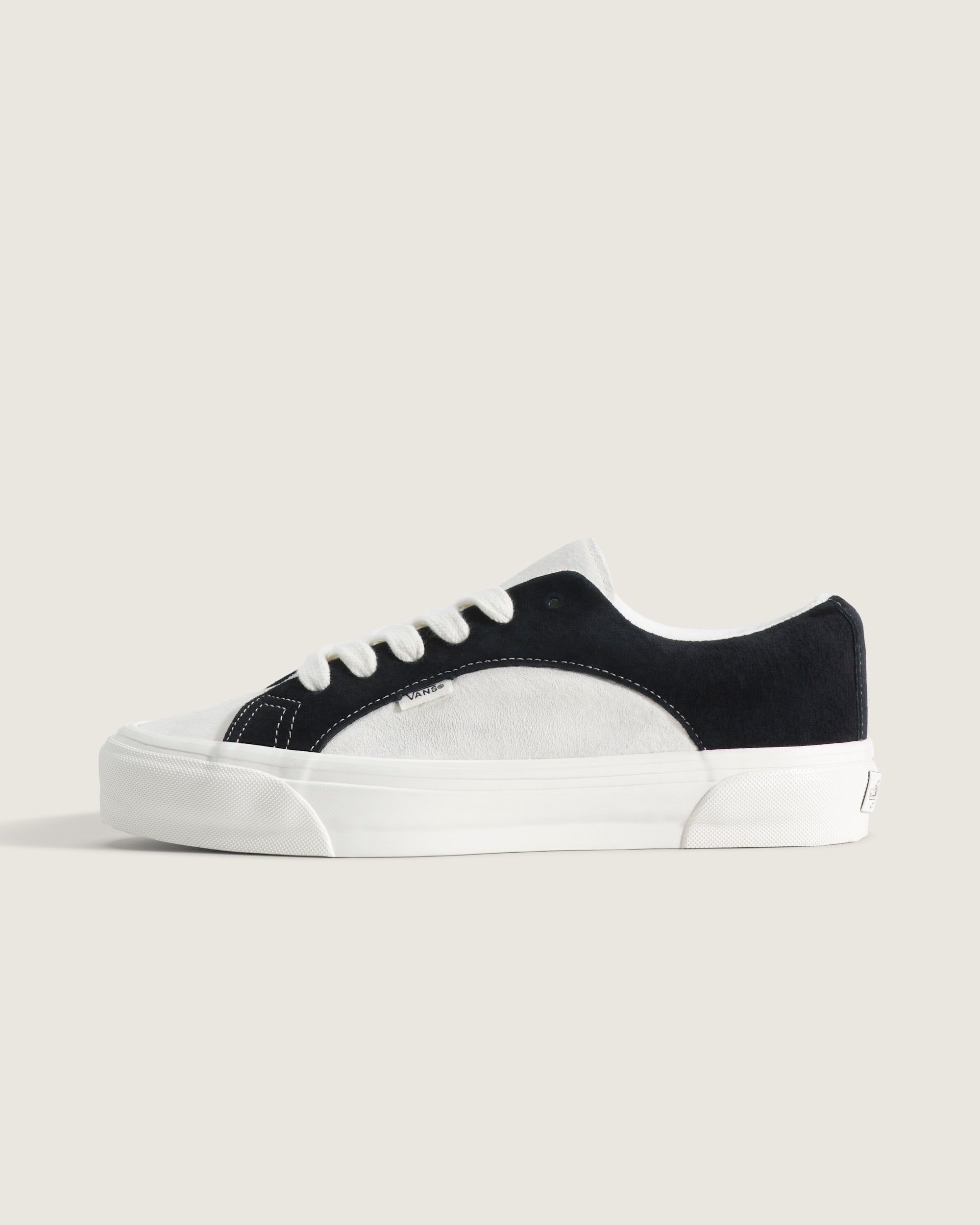 Premium Lampin Shoe VANS Black  Marshmallow White HERO