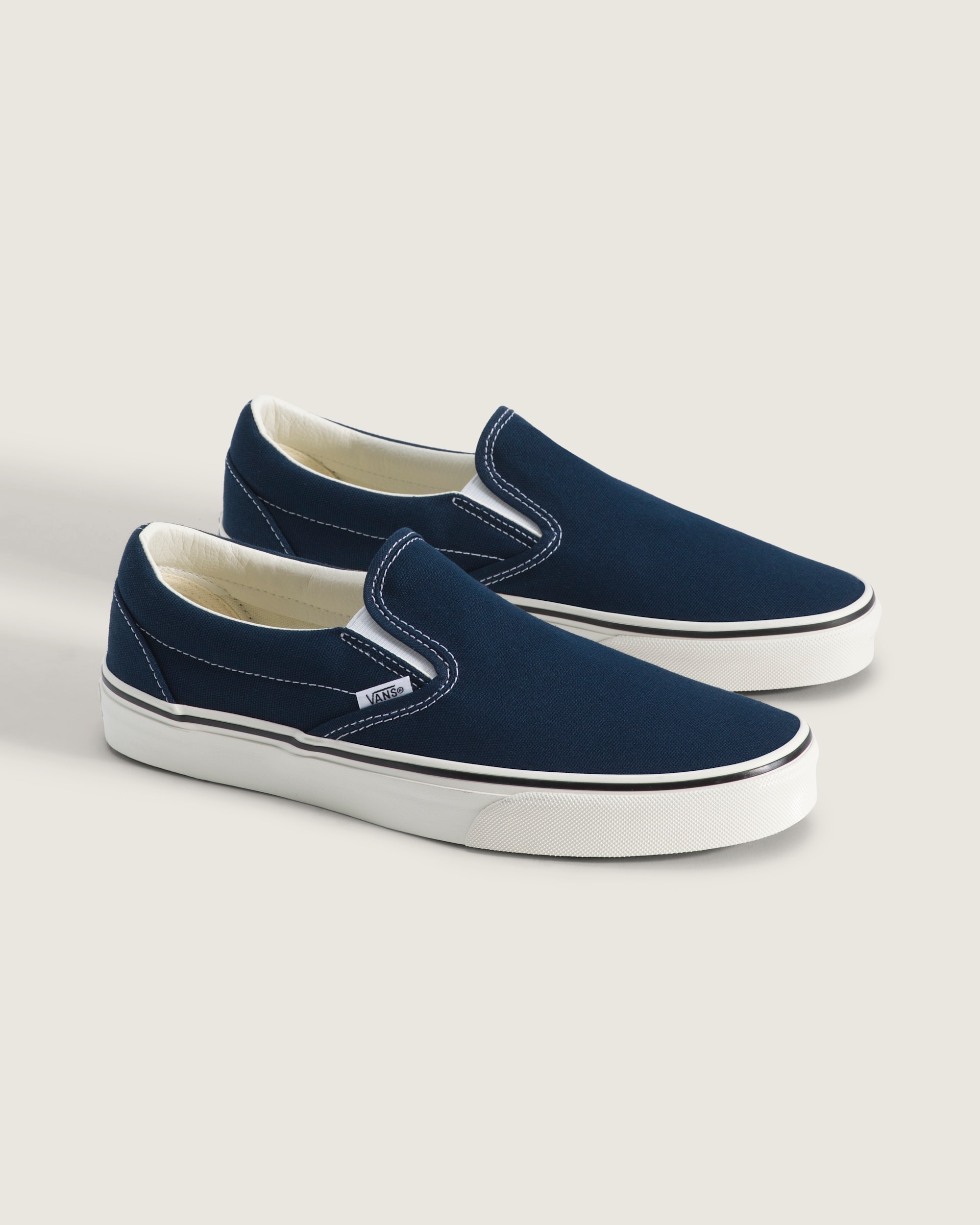 Classic SlipOn Shoe VANS Dress Blue ALT1