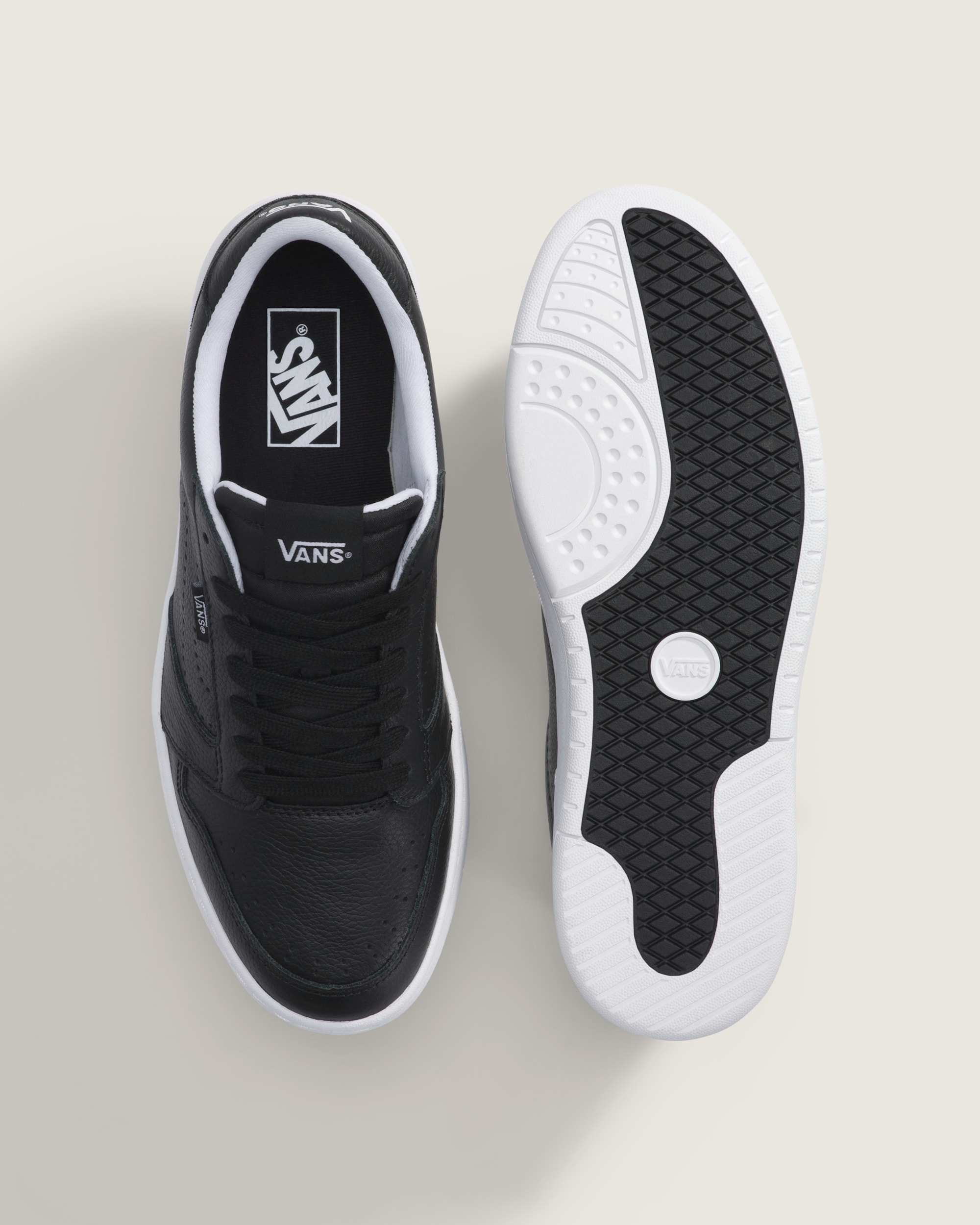 Court Low Shoe VANS Black ALT2