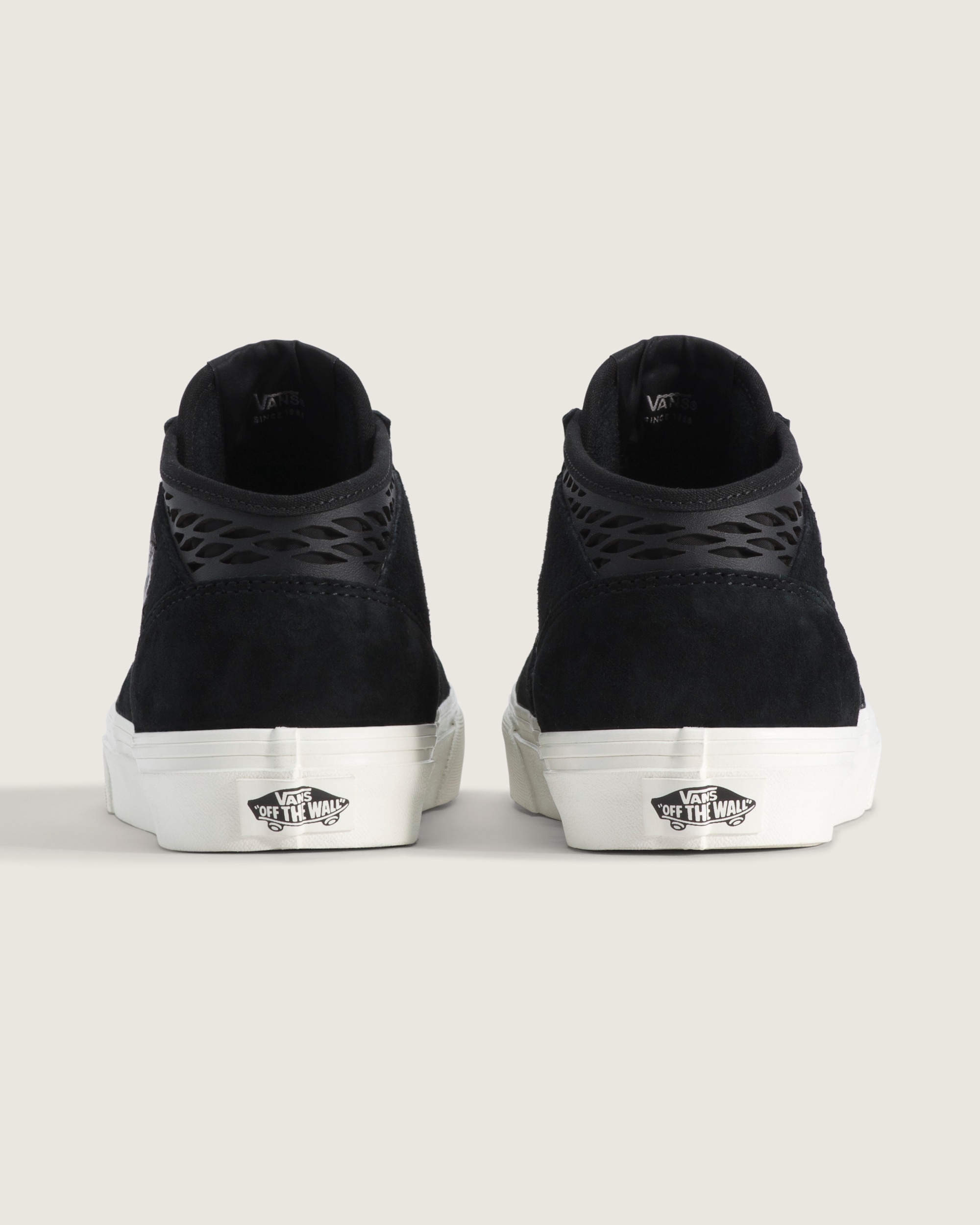 Half Cab Decon Shoe VANS Black ALT3