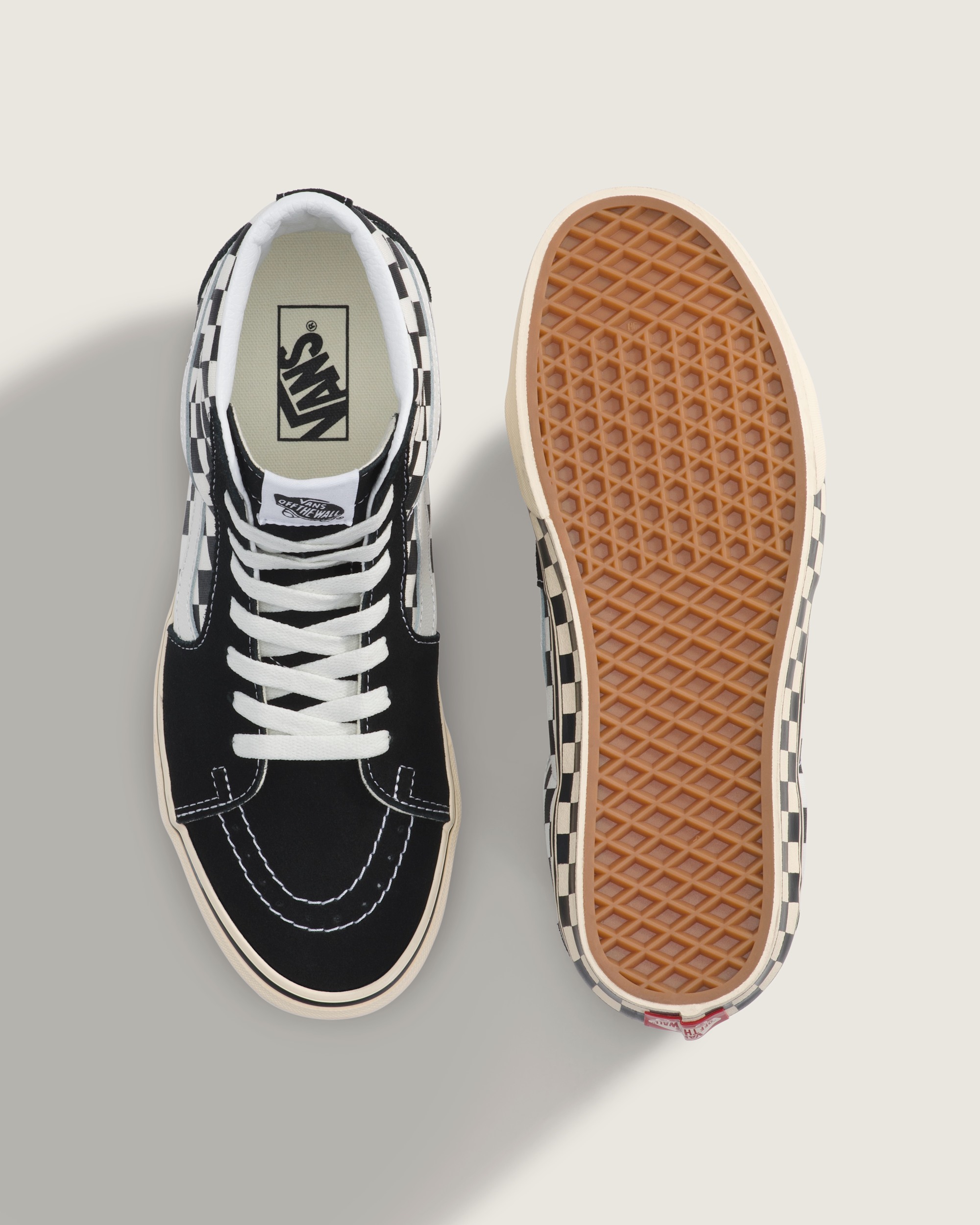 Sk8Hi Shoe VANS Black  White ALT2