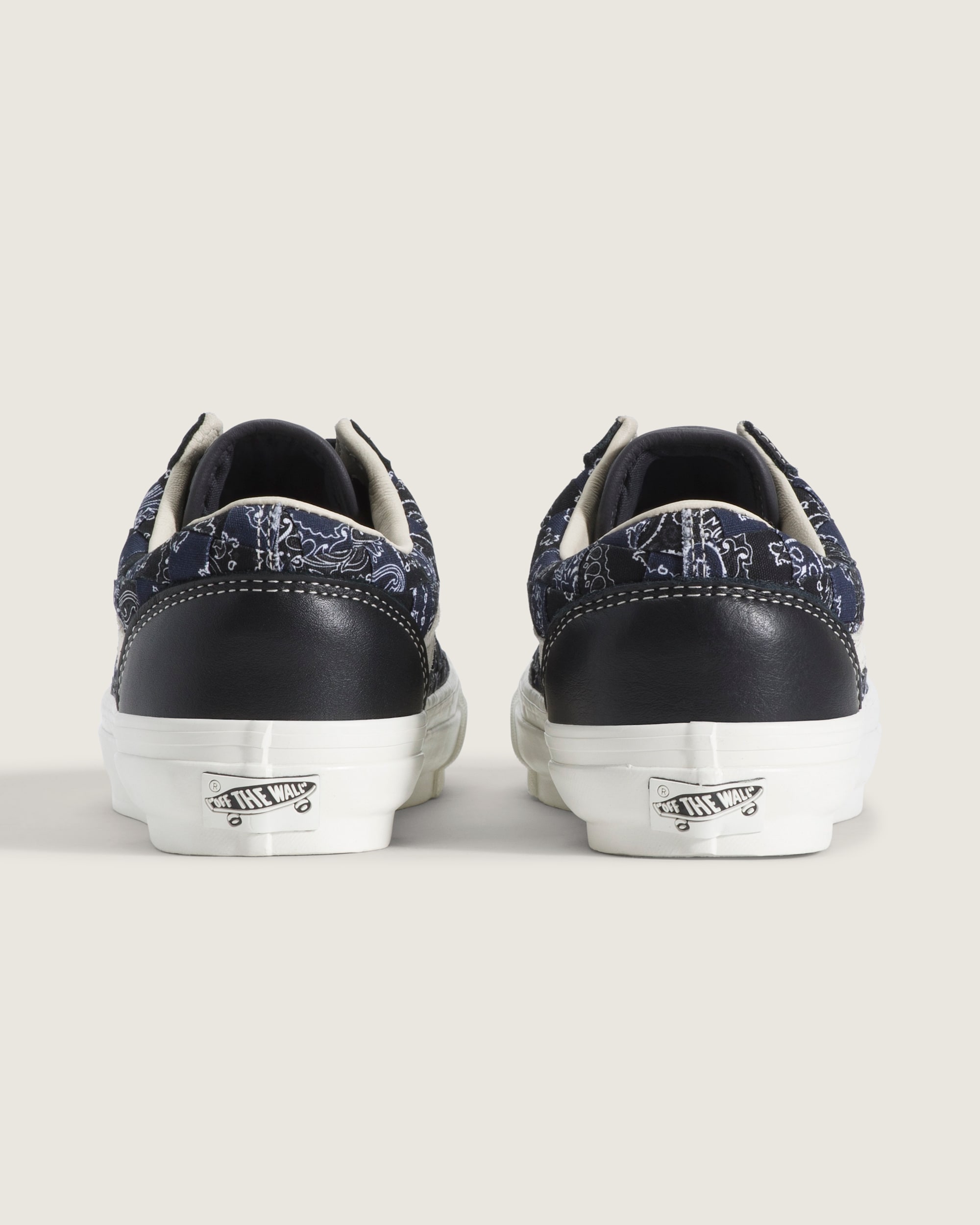Premium Old Skool 36 Shoe VANS Black ALT3