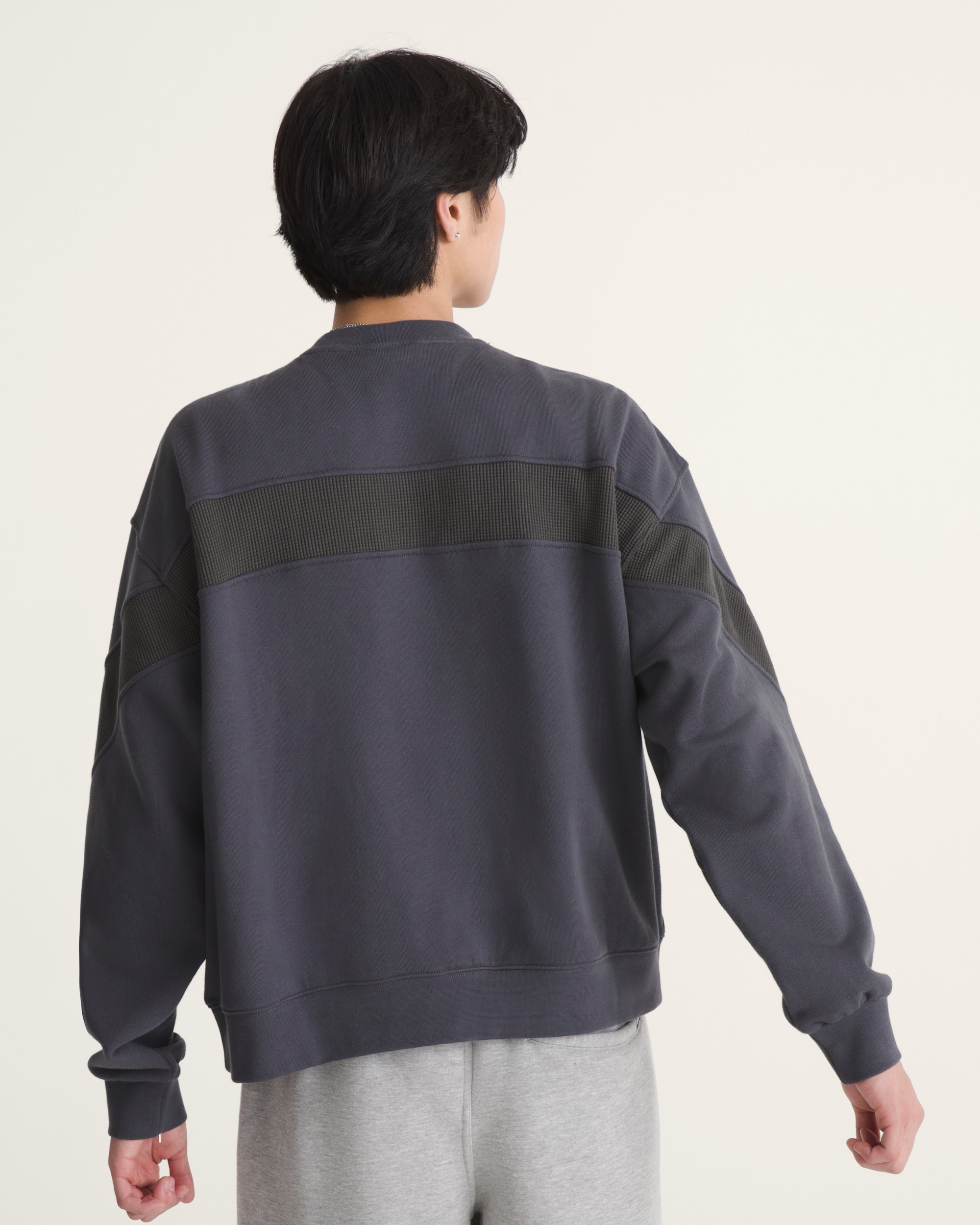 Retro Sport Crewneck Sweatshirt VANS Charcoal Grey ALT3