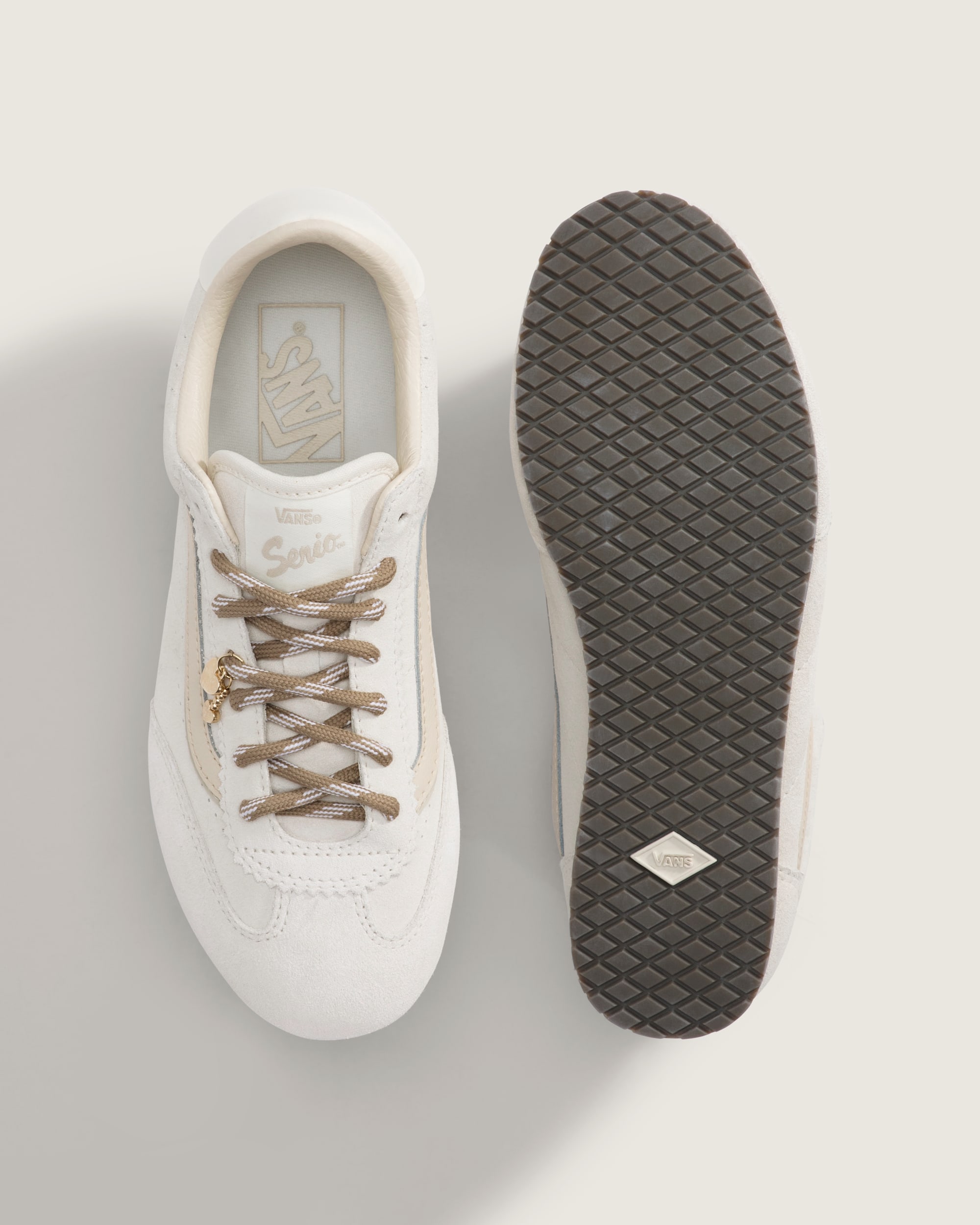 Super Lowpro Shoe VANS Egret White ALT2