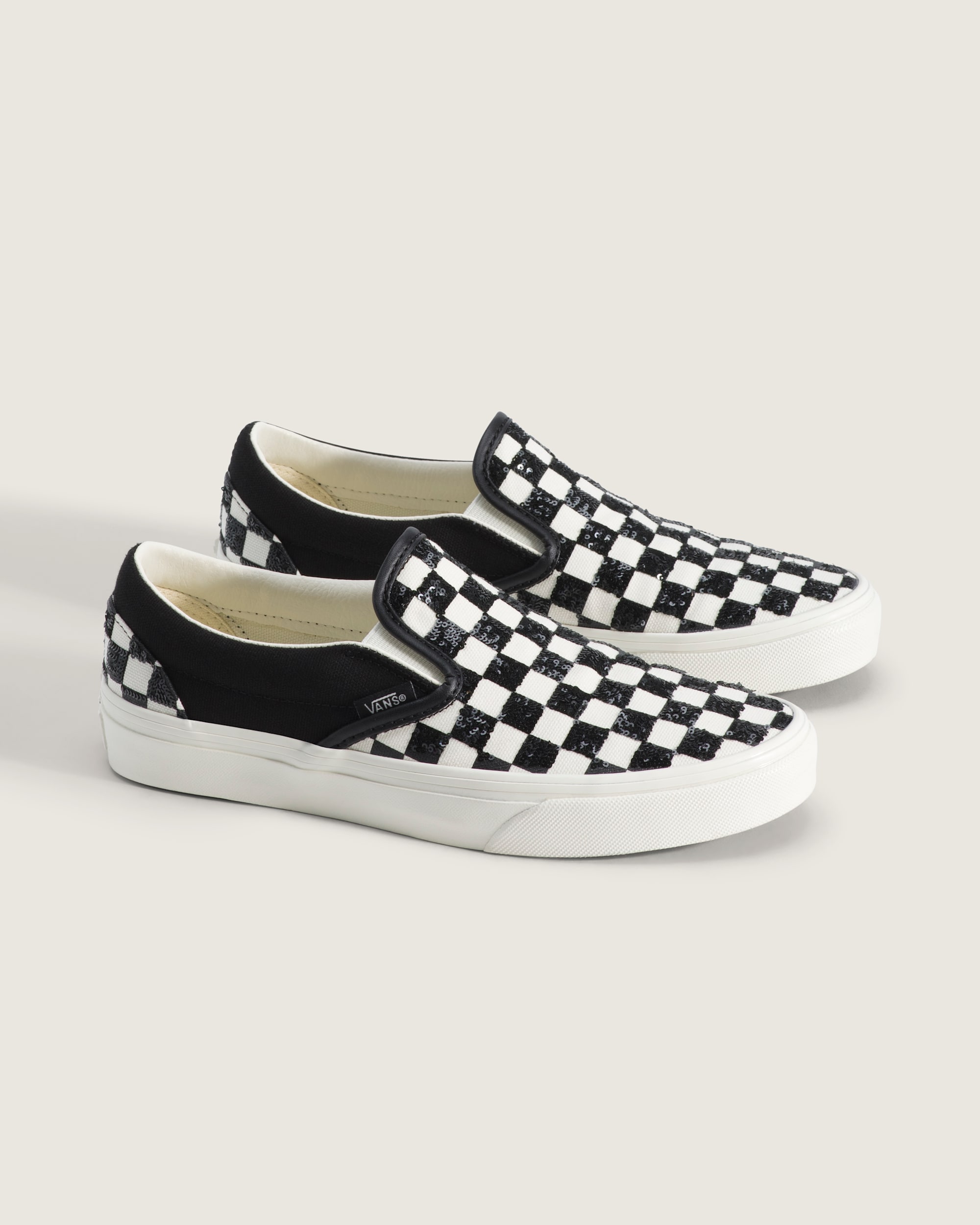 Classic SlipOn Checkerboard Shoe VANS Checkerboard White  Black ALT1