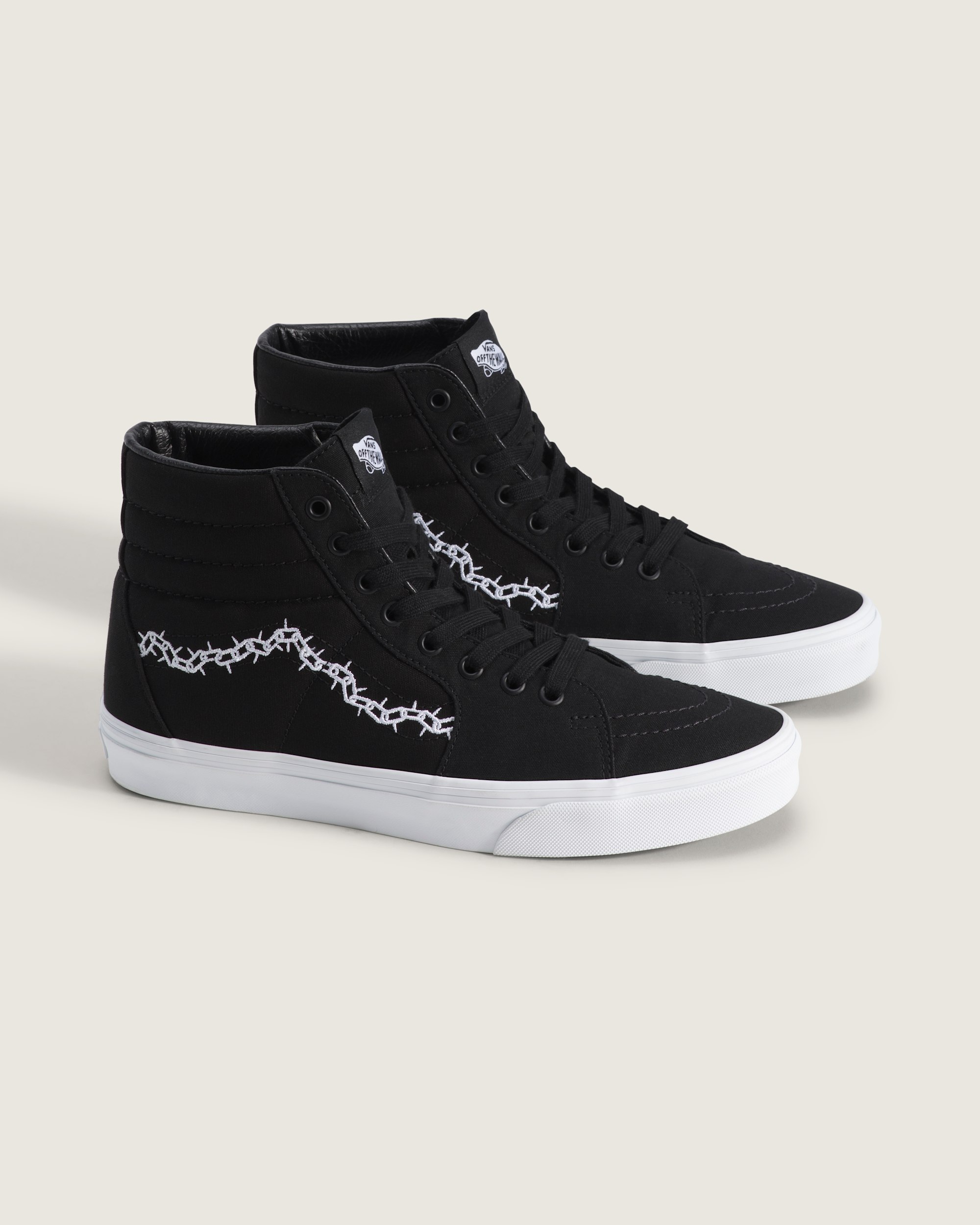 Sk8Hi Shoe VANS Black  True White ALT1