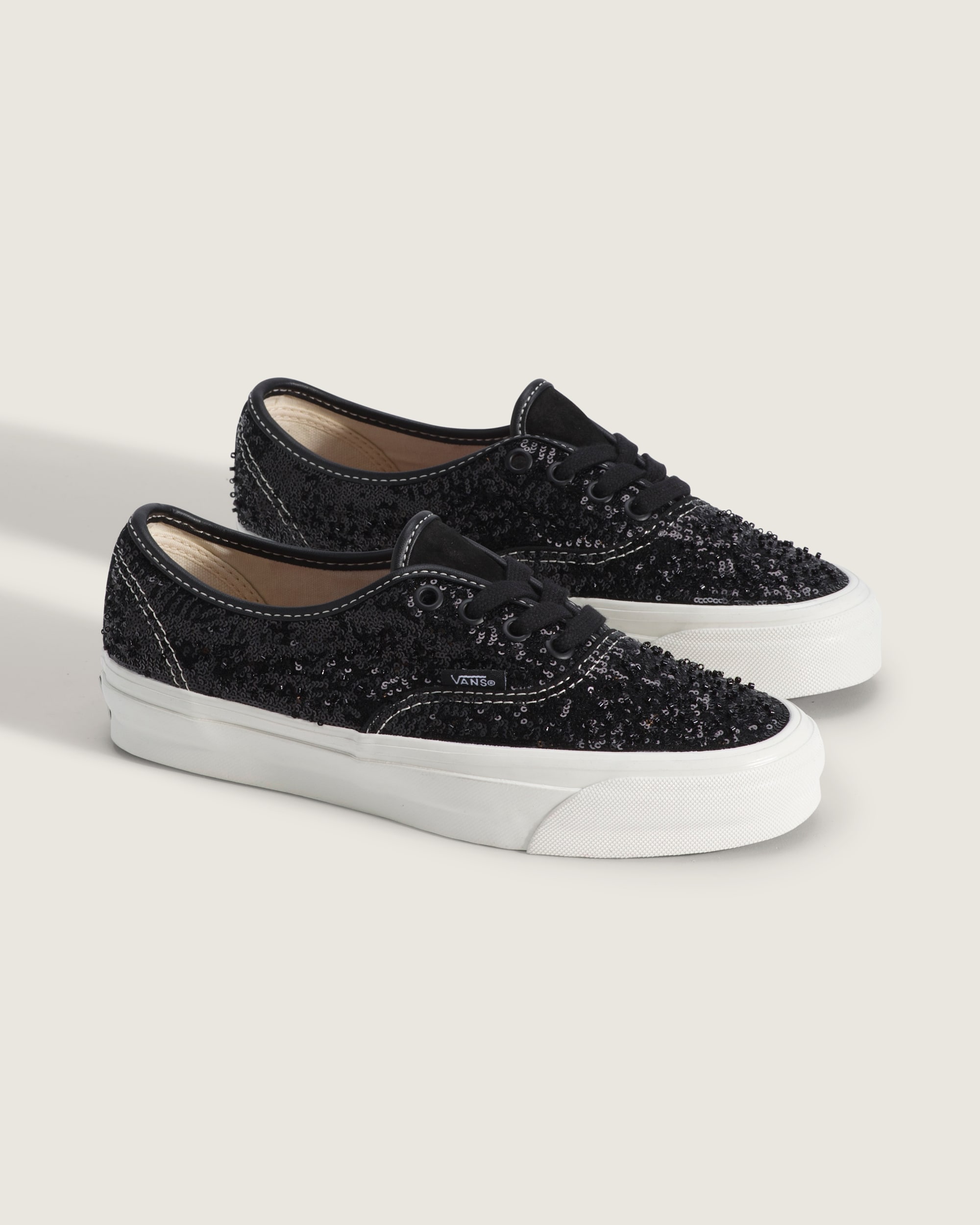 Premium Authentic Shoe VANS Black  White ALT1