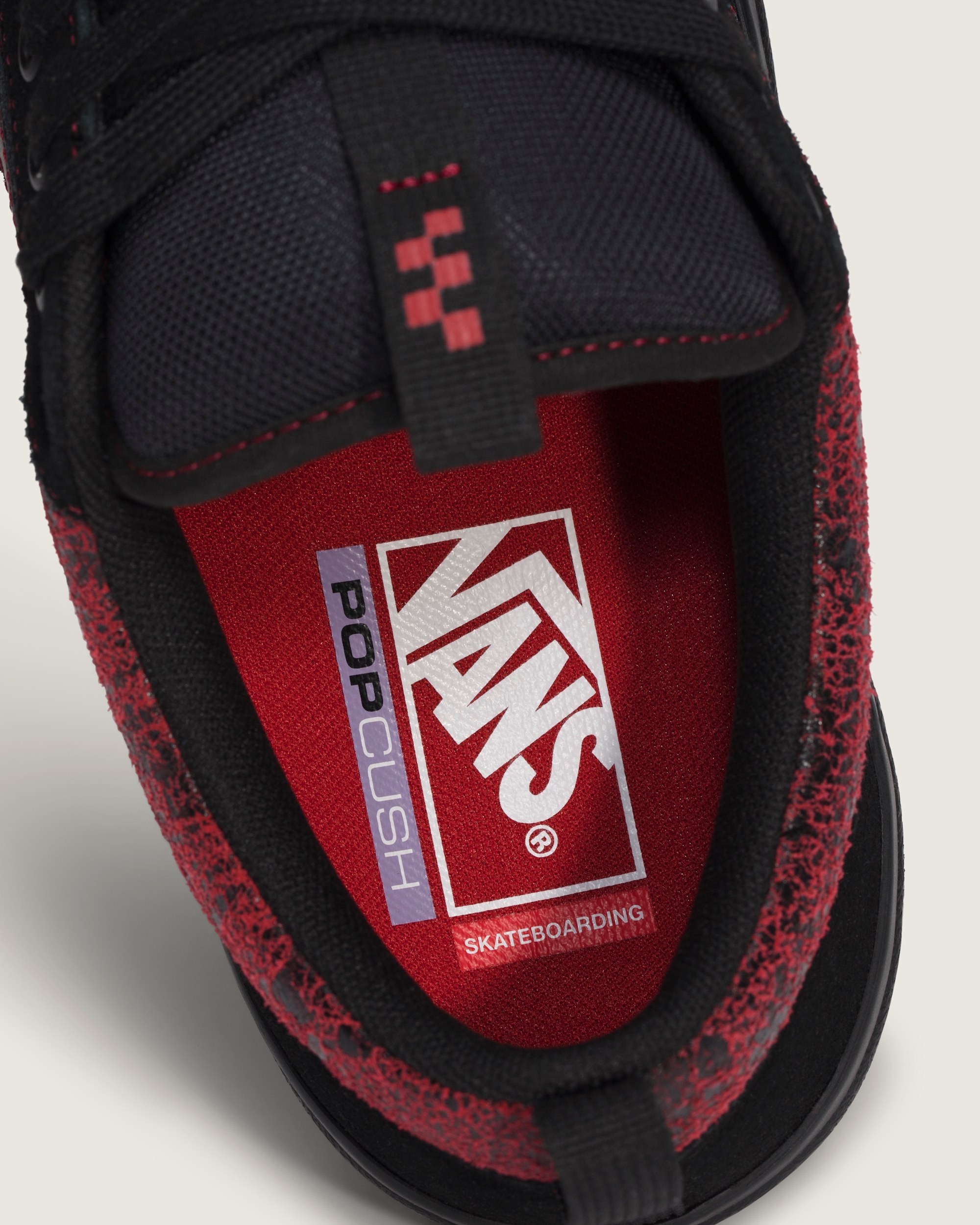 Skate Old Skool 36 Shoe VANS Red  Black ALT4